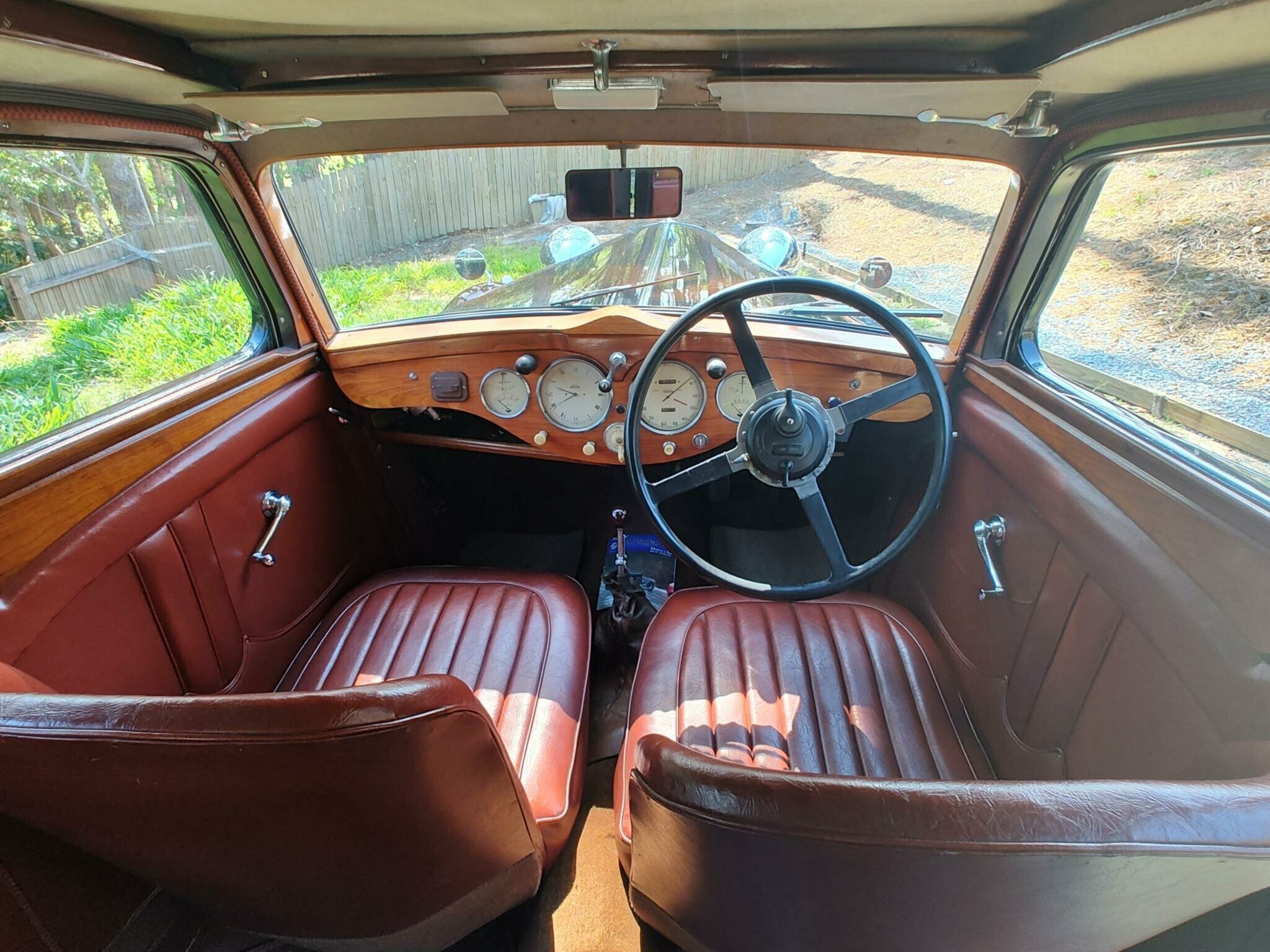 1938 TRIUMPH DOLOMITE 4 SPEED MANUAL SPORTS SALOON