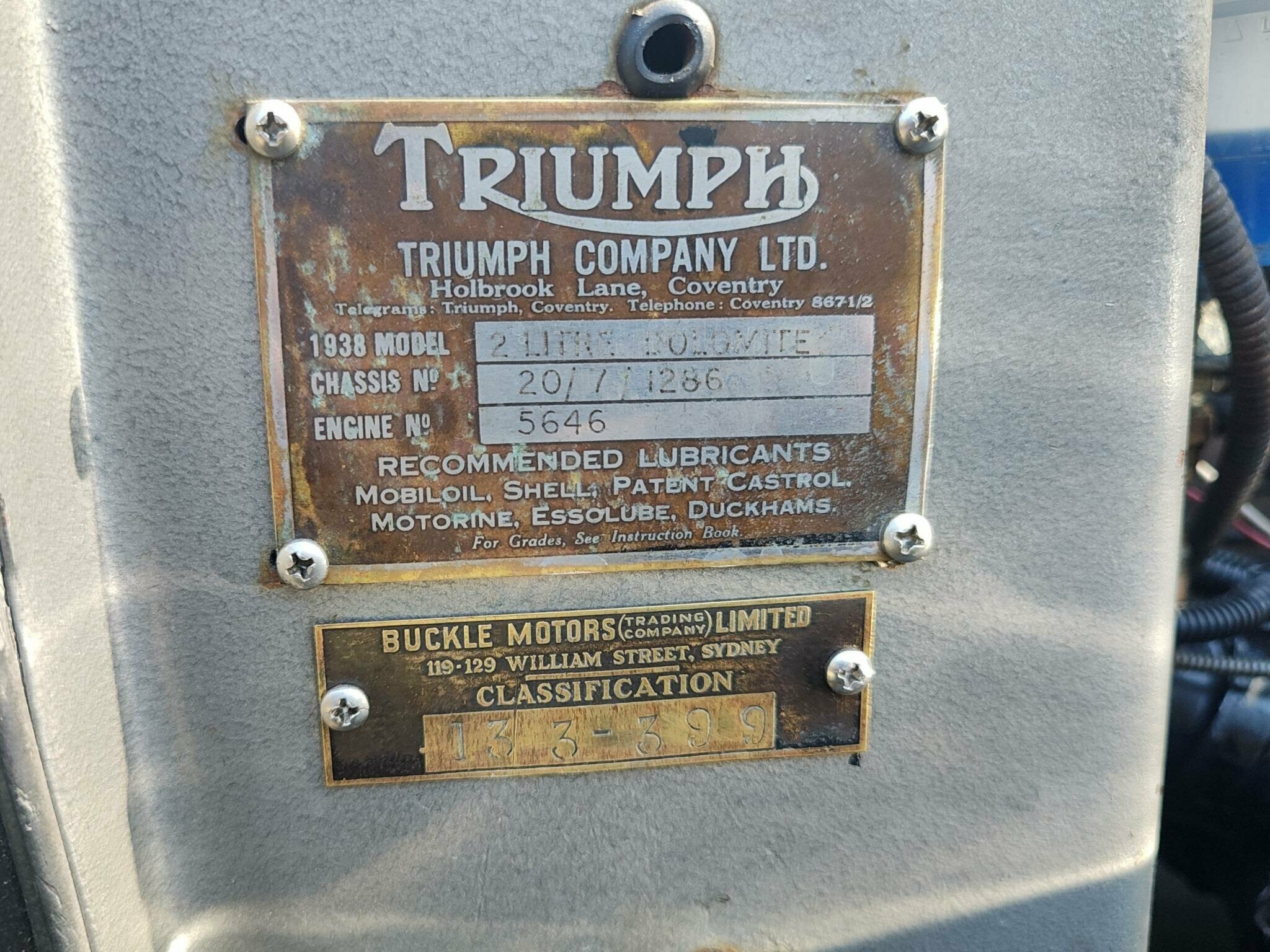 1938 TRIUMPH DOLOMITE 4 SPEED MANUAL SPORTS SALOON