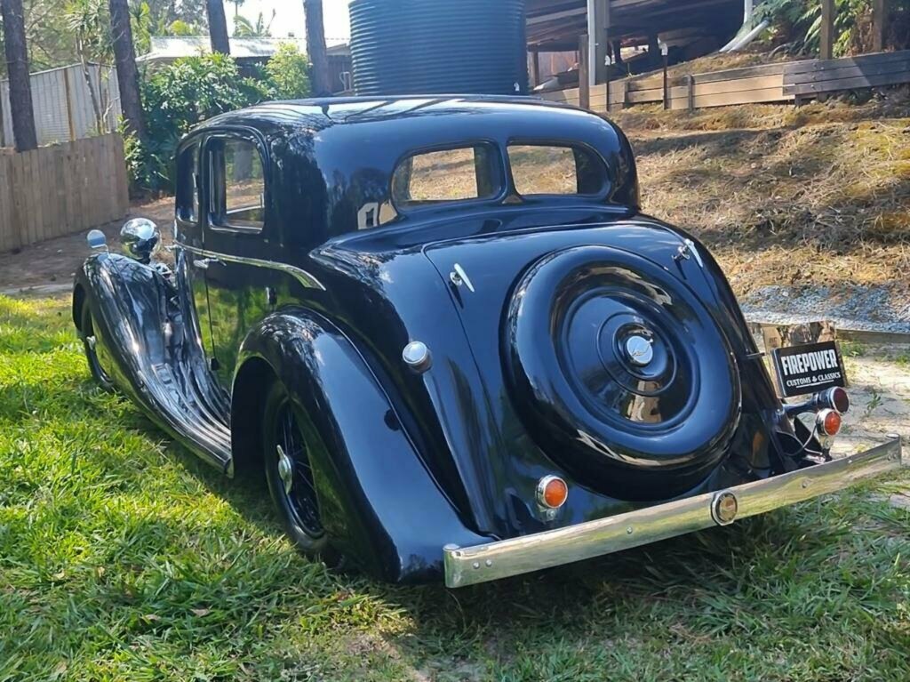1938 TRIUMPH DOLOMITE 4 SPEED MANUAL SPORTS SALOON