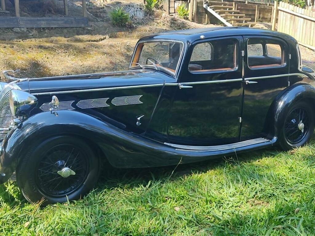 1938 TRIUMPH DOLOMITE 4 SPEED MANUAL SPORTS SALOON