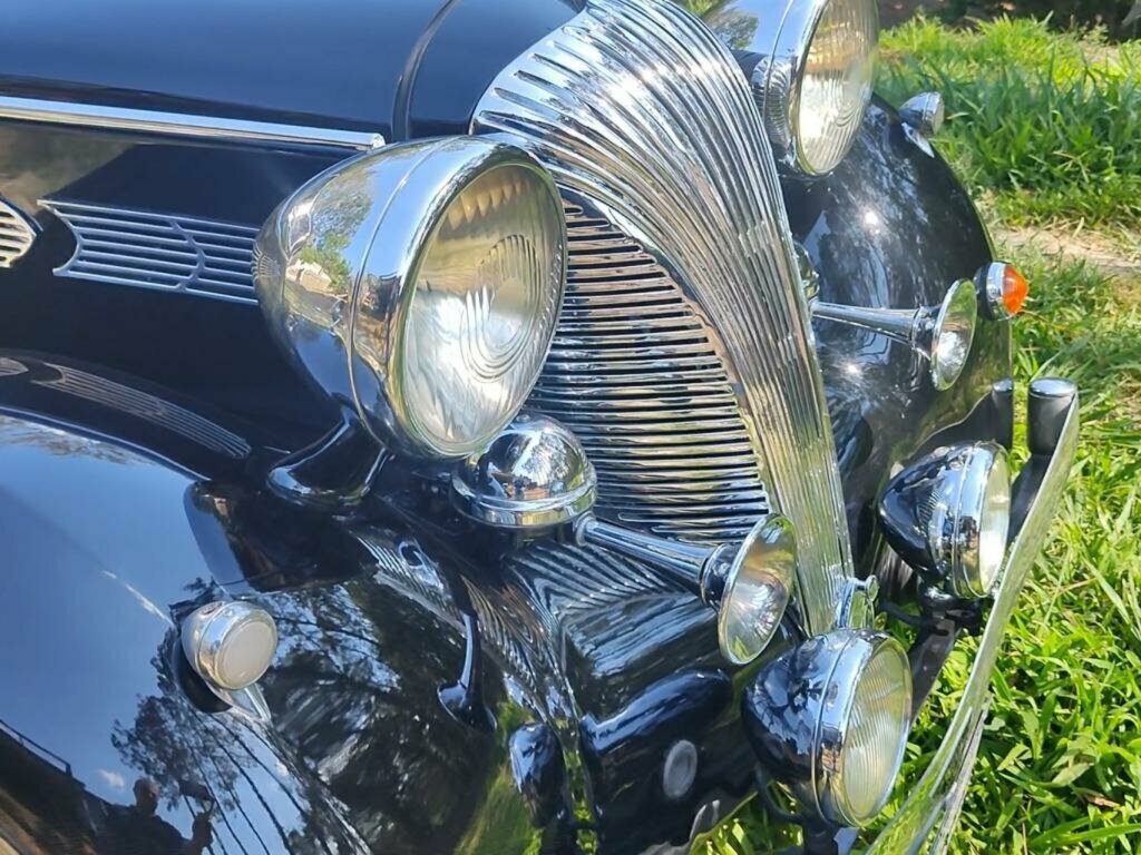 1938 TRIUMPH DOLOMITE 4 SPEED MANUAL SPORTS SALOON