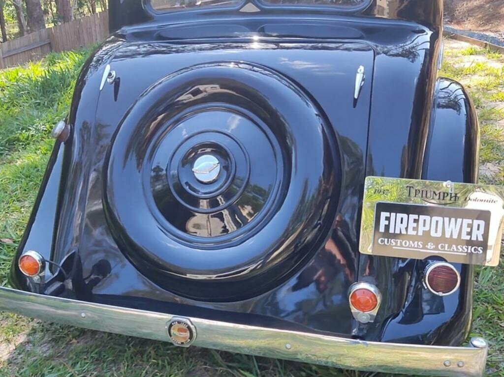 1938 TRIUMPH DOLOMITE 4 SPEED MANUAL SPORTS SALOON