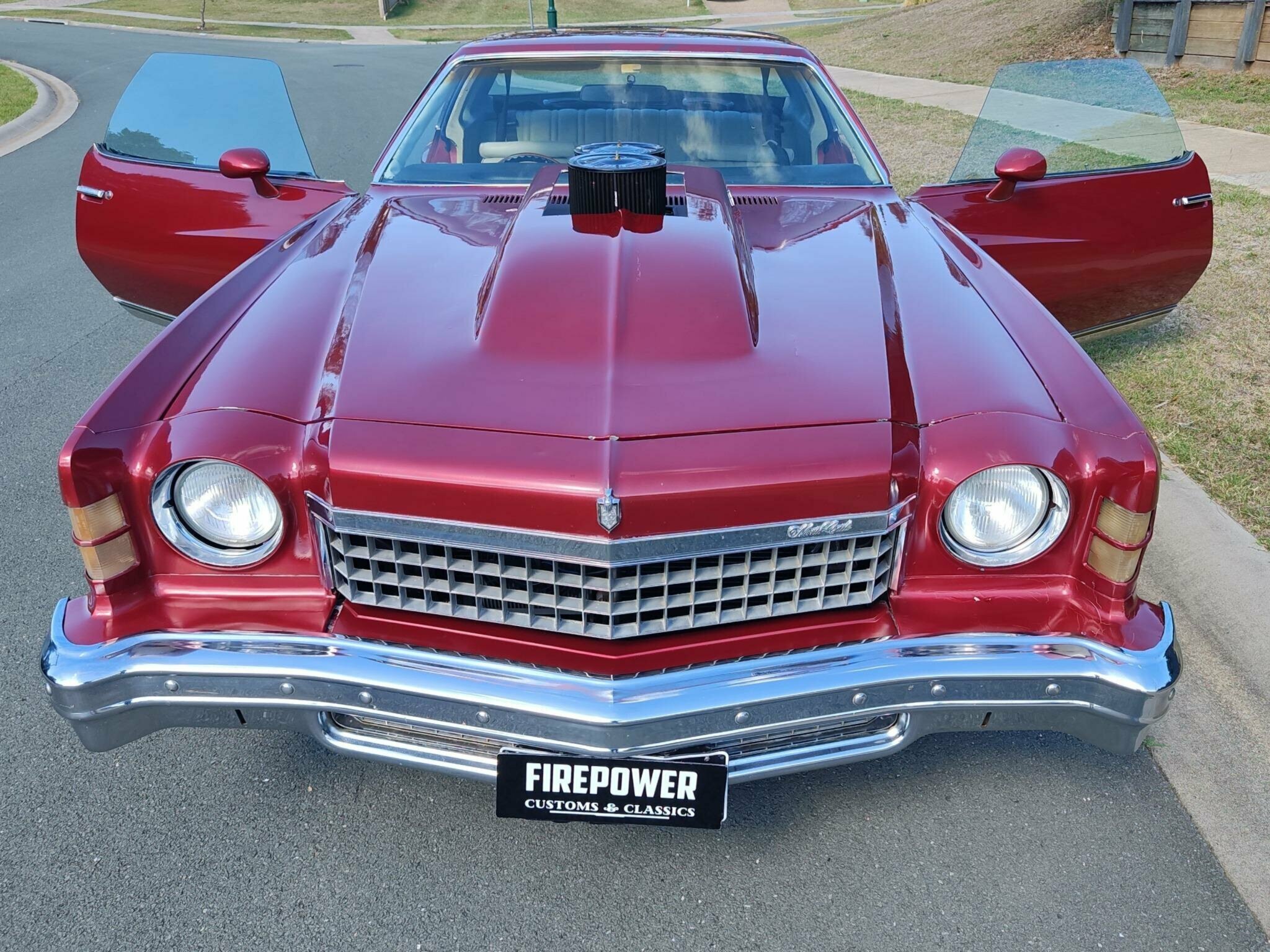 1974 CHEVROLET MONTE CARLO LANDAU AUTOMATIC SEDAN