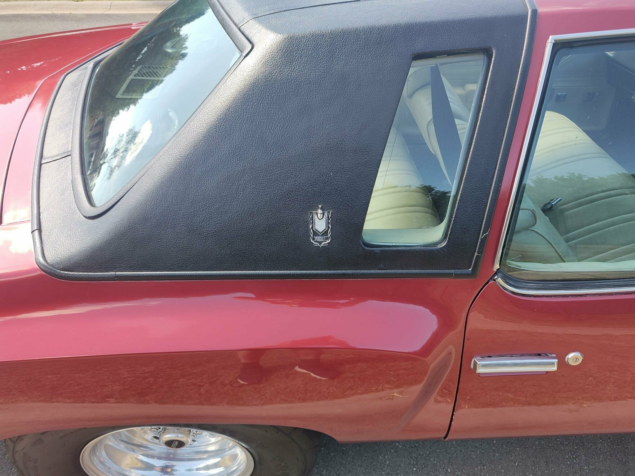 1974 CHEVROLET MONTE CARLO LANDAU AUTOMATIC SEDAN