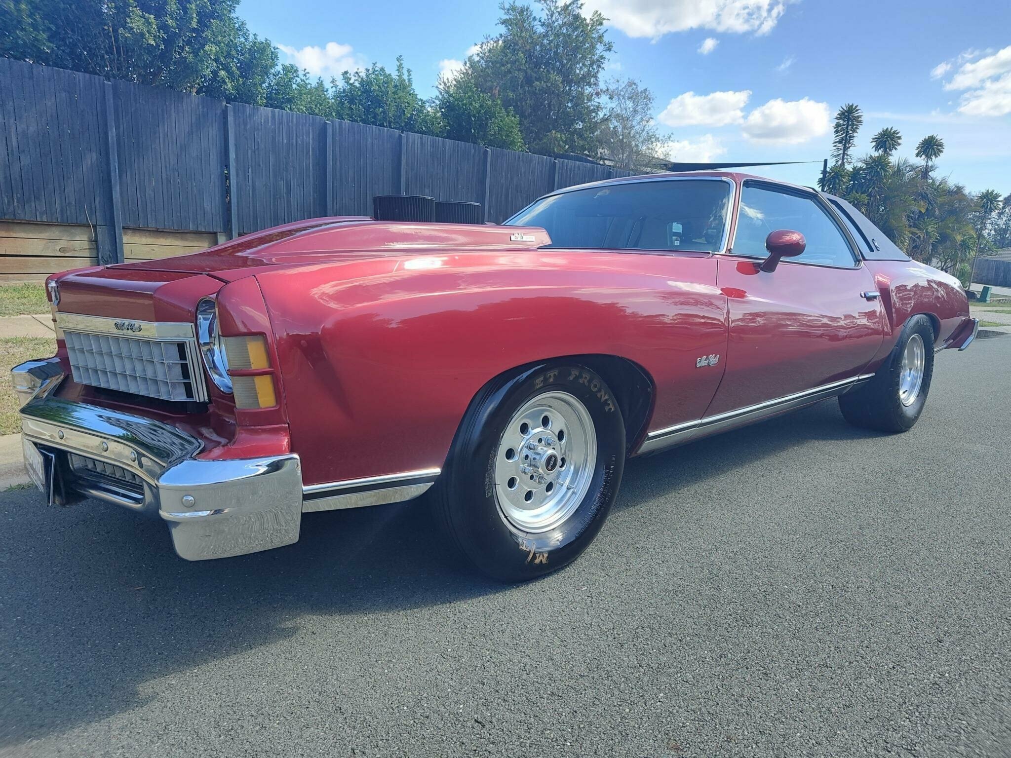 1974 CHEVROLET MONTE CARLO LANDAU AUTOMATIC SEDAN