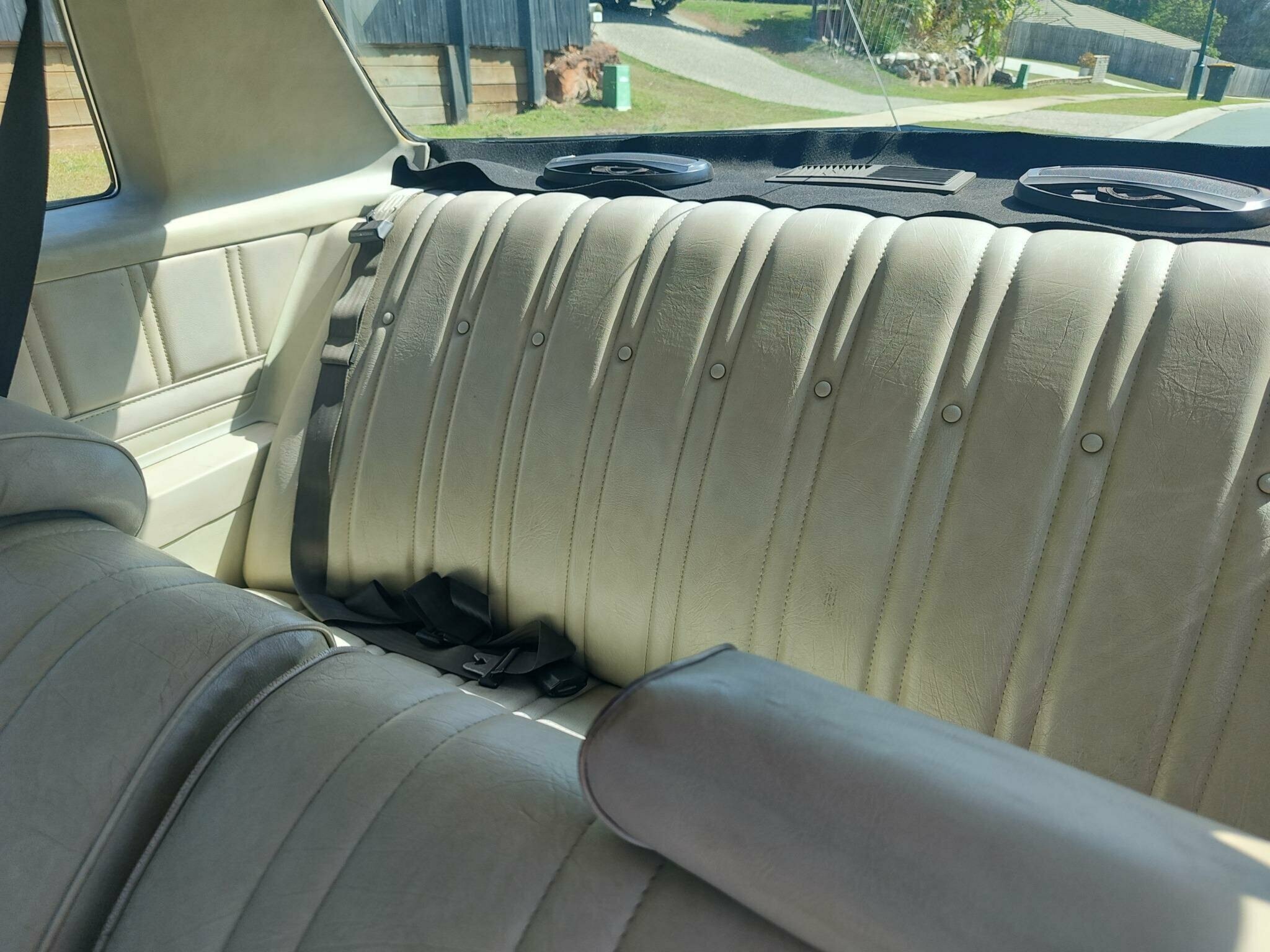 1974 CHEVROLET MONTE CARLO LANDAU AUTOMATIC SEDAN