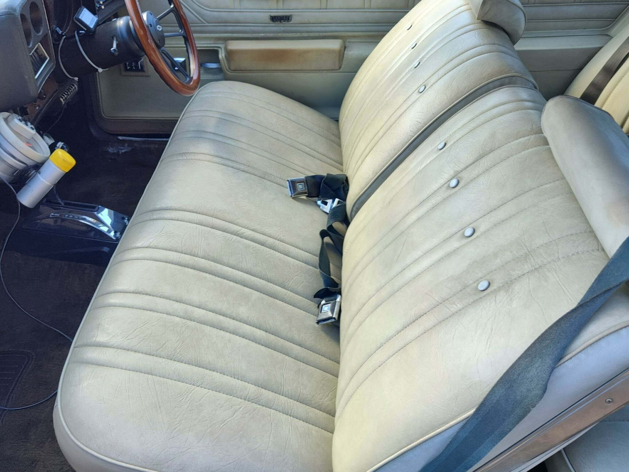 1974 CHEVROLET MONTE CARLO LANDAU AUTOMATIC SEDAN