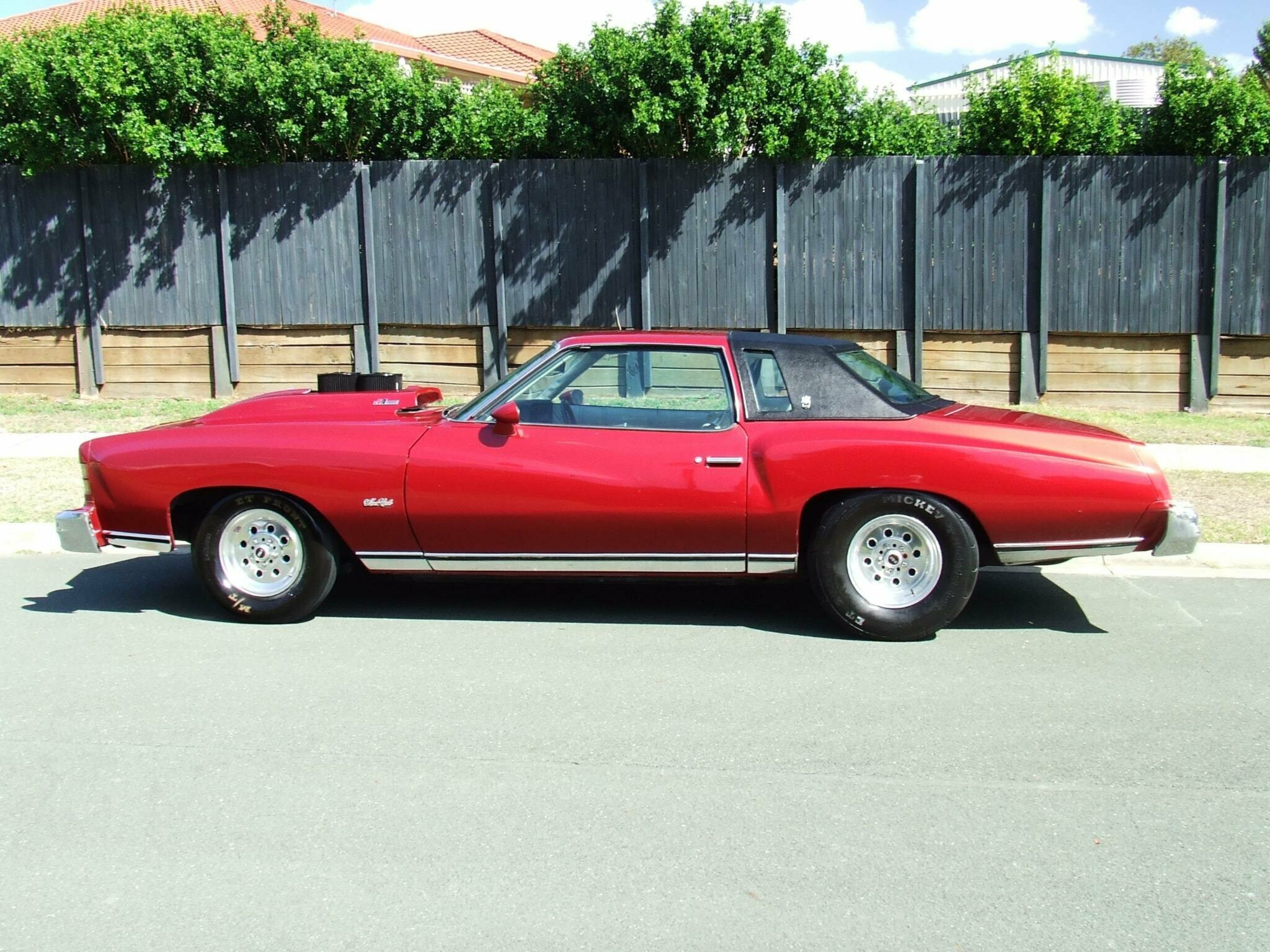 1974 CHEVROLET MONTE CARLO LANDAU AUTOMATIC SEDAN