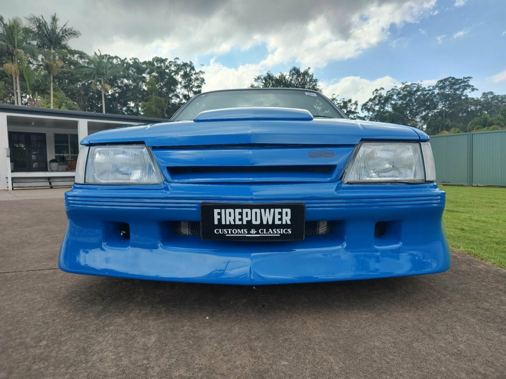 1985 HOLDEN COMMODORE VK EXECUTIVE AUTOMATIC SEDAN