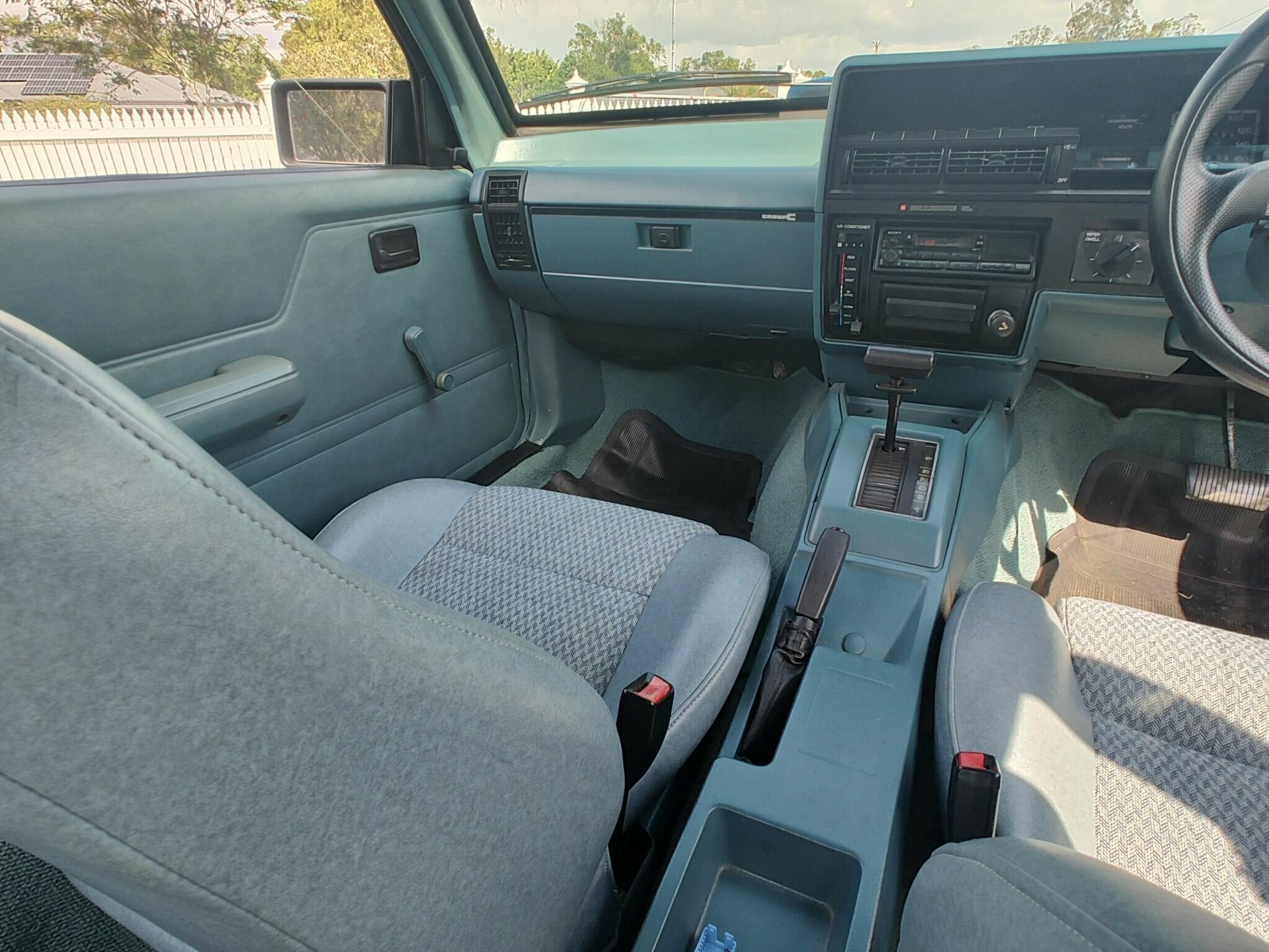 1985 HOLDEN COMMODORE VK EXECUTIVE AUTOMATIC SEDAN