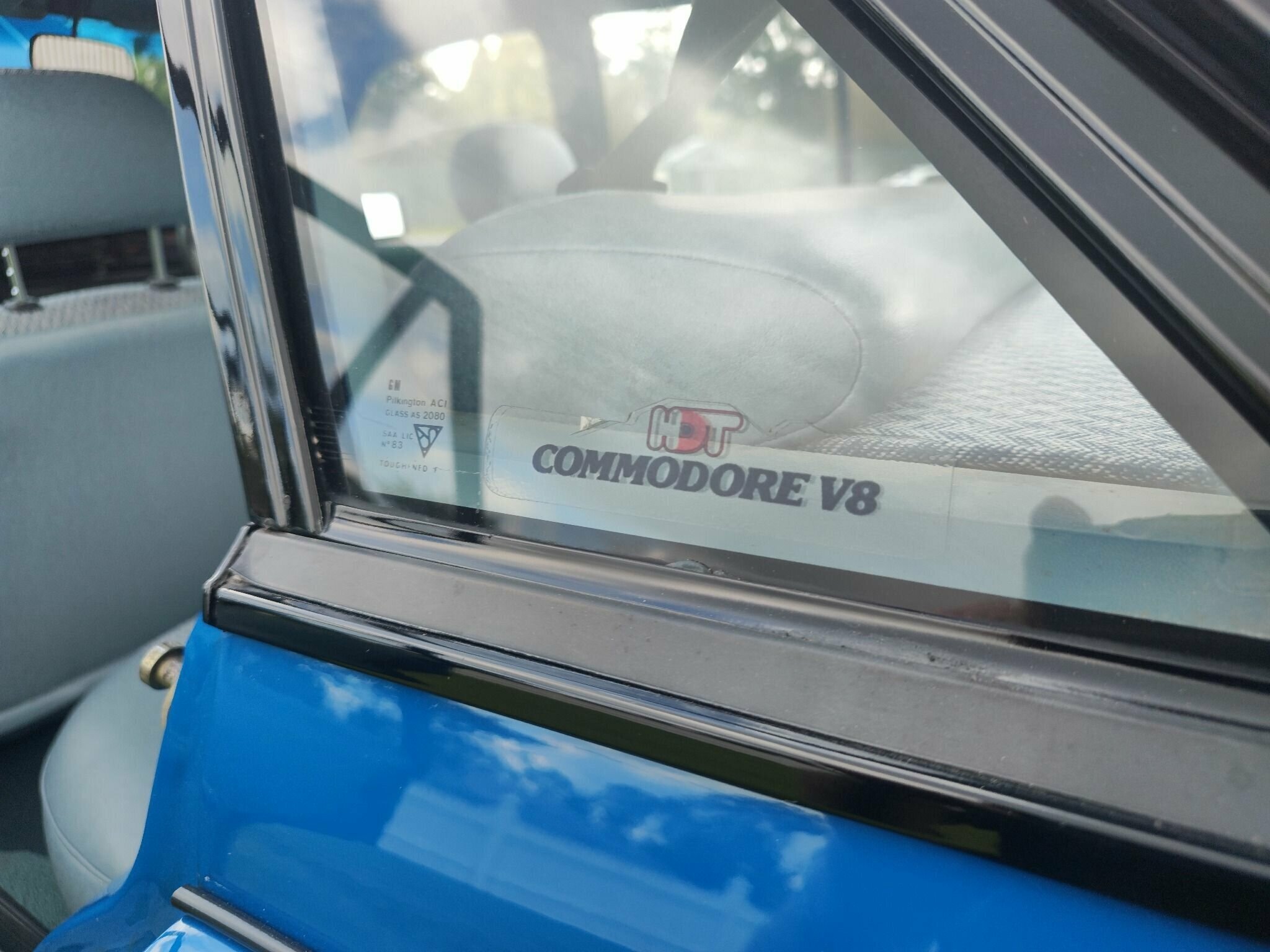 1985 HOLDEN COMMODORE VK EXECUTIVE AUTOMATIC SEDAN