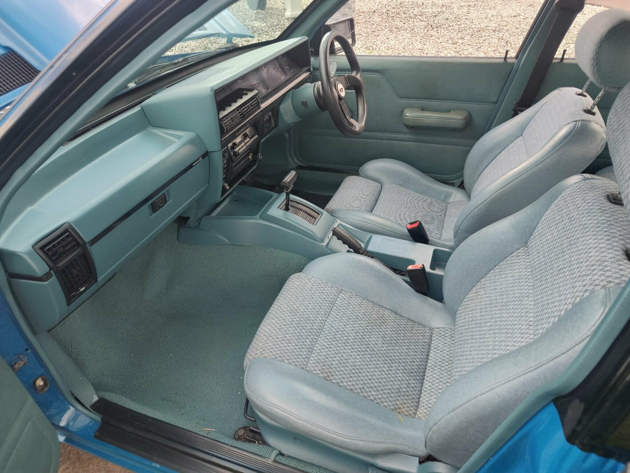 1985 HOLDEN COMMODORE VK EXECUTIVE AUTOMATIC SEDAN