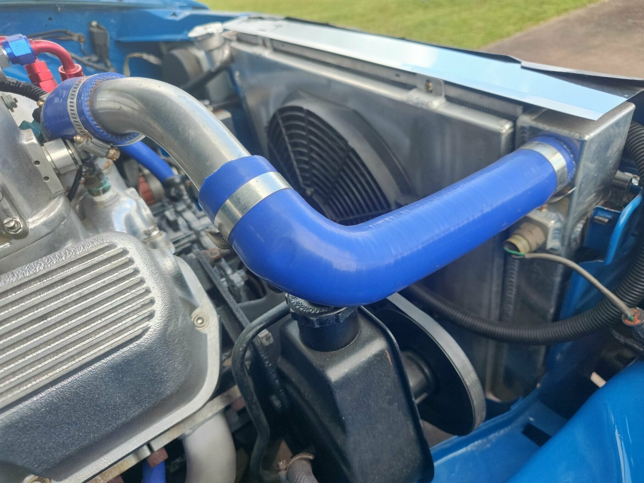 1985 HOLDEN COMMODORE VK EXECUTIVE AUTOMATIC SEDAN