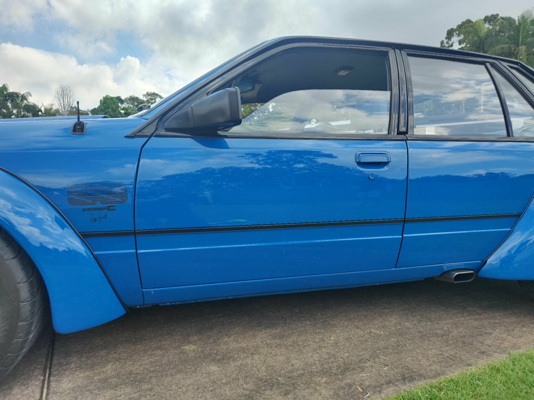 1985 HOLDEN COMMODORE VK EXECUTIVE AUTOMATIC SEDAN