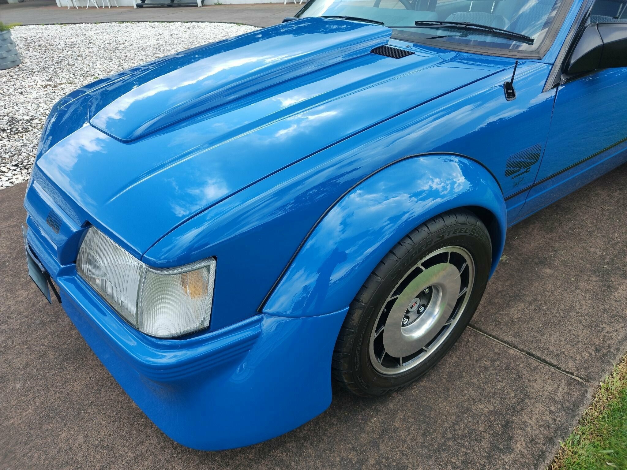 1985 HOLDEN COMMODORE VK EXECUTIVE AUTOMATIC SEDAN