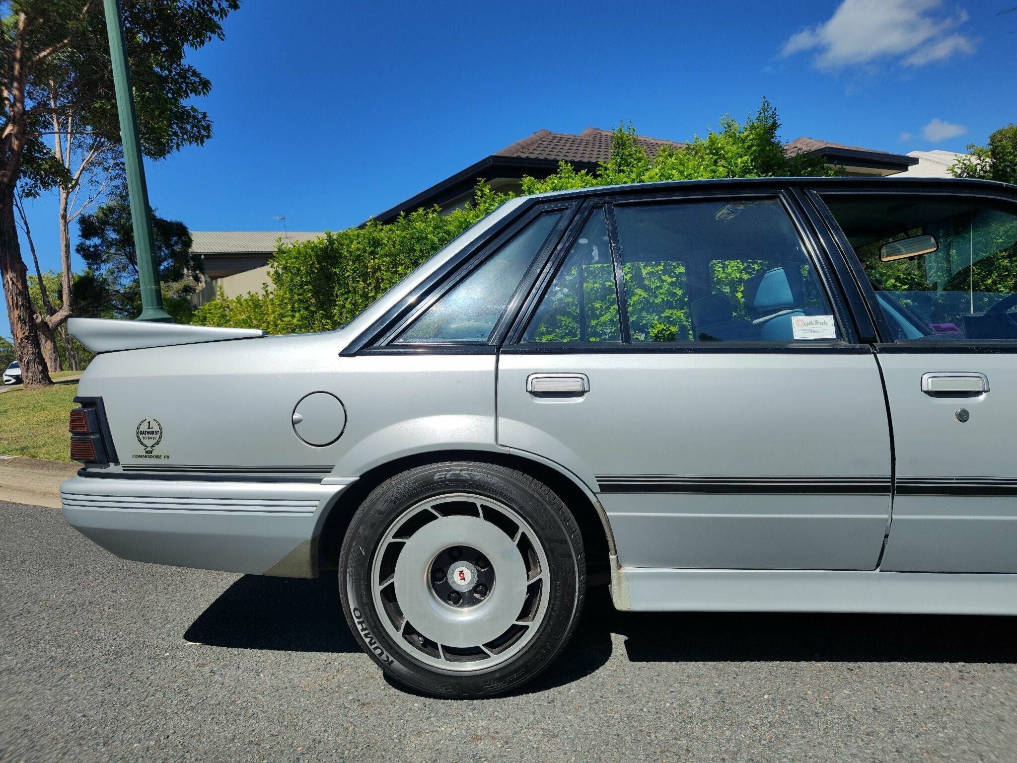 1985 HOLDEN COMMODORE VK SS MANUAL SEDAN