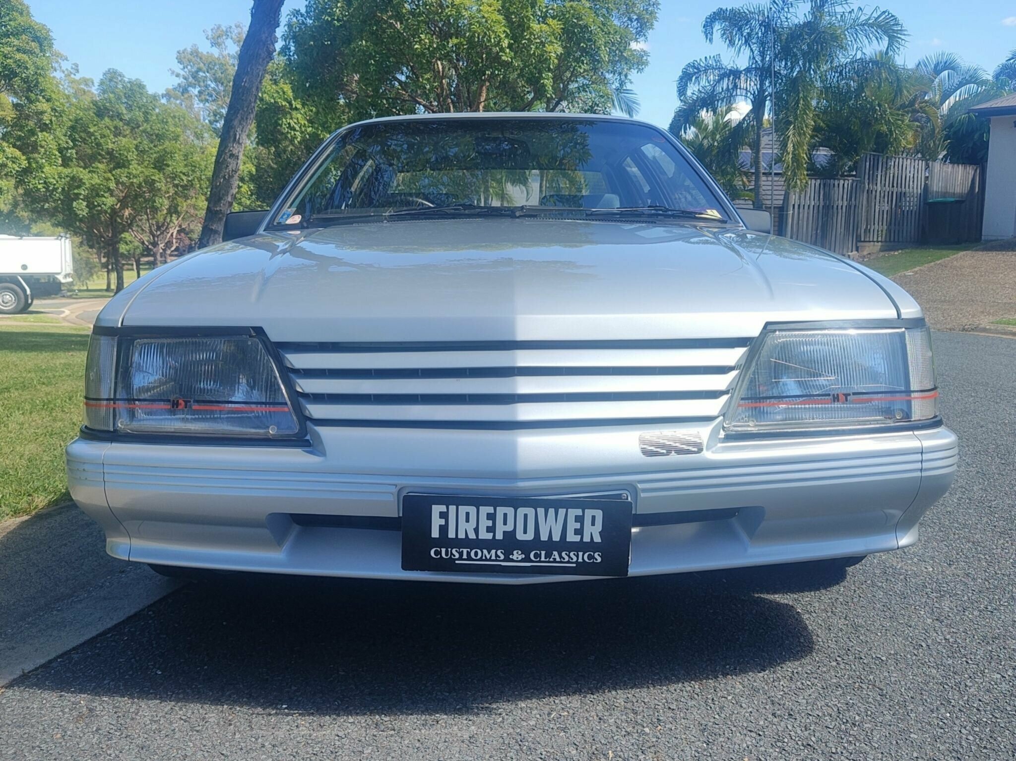 1985 HOLDEN COMMODORE VK SS MANUAL SEDAN