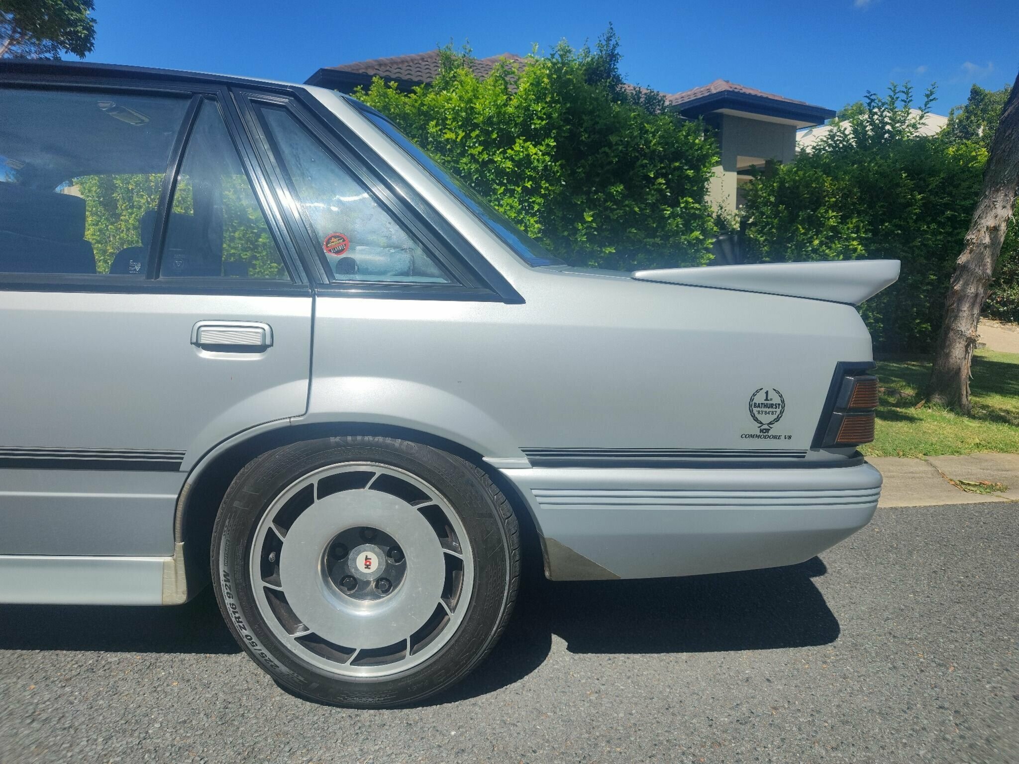 1985 HOLDEN COMMODORE VK SS MANUAL SEDAN