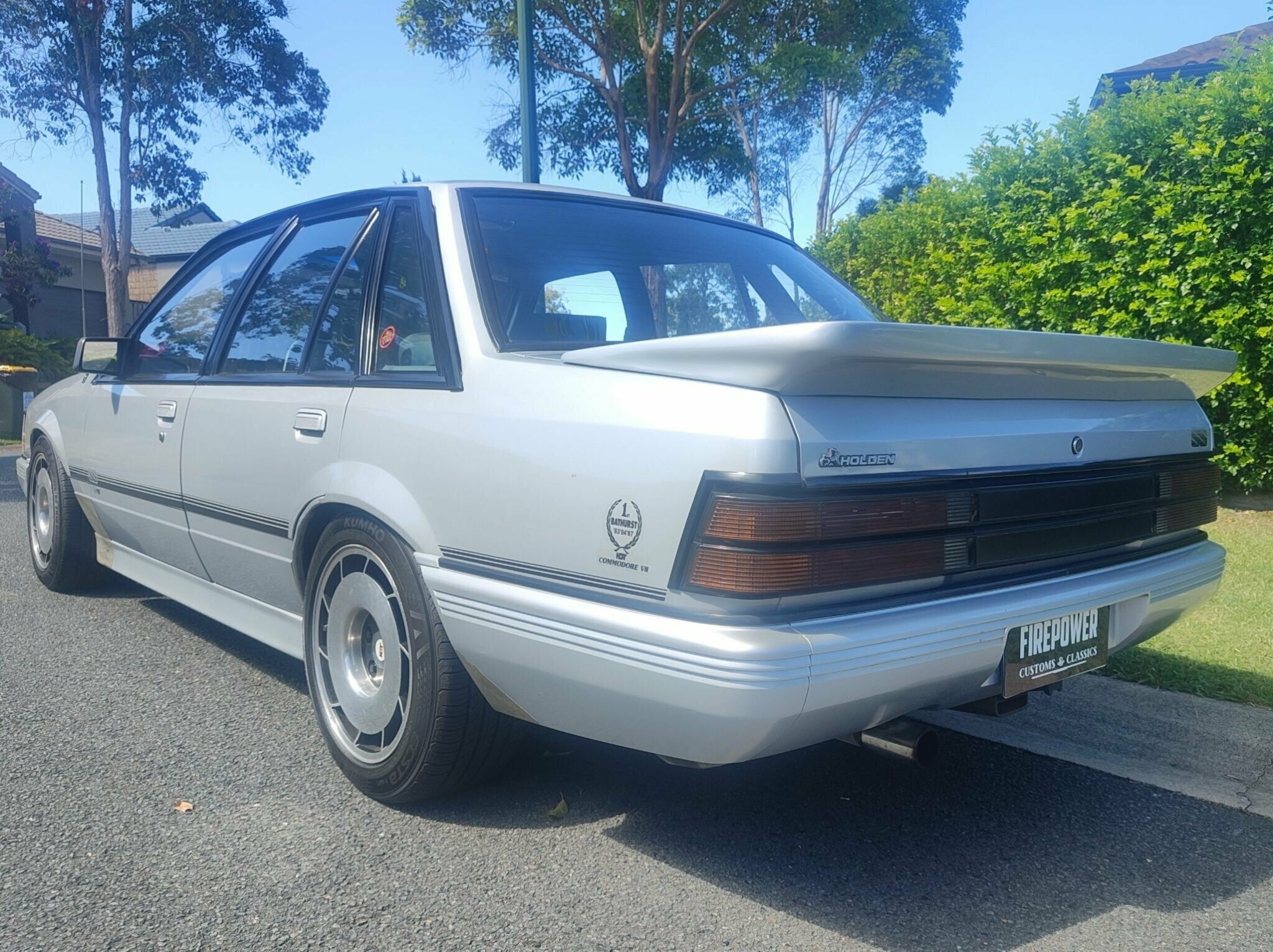 1985 HOLDEN COMMODORE VK SS MANUAL SEDAN