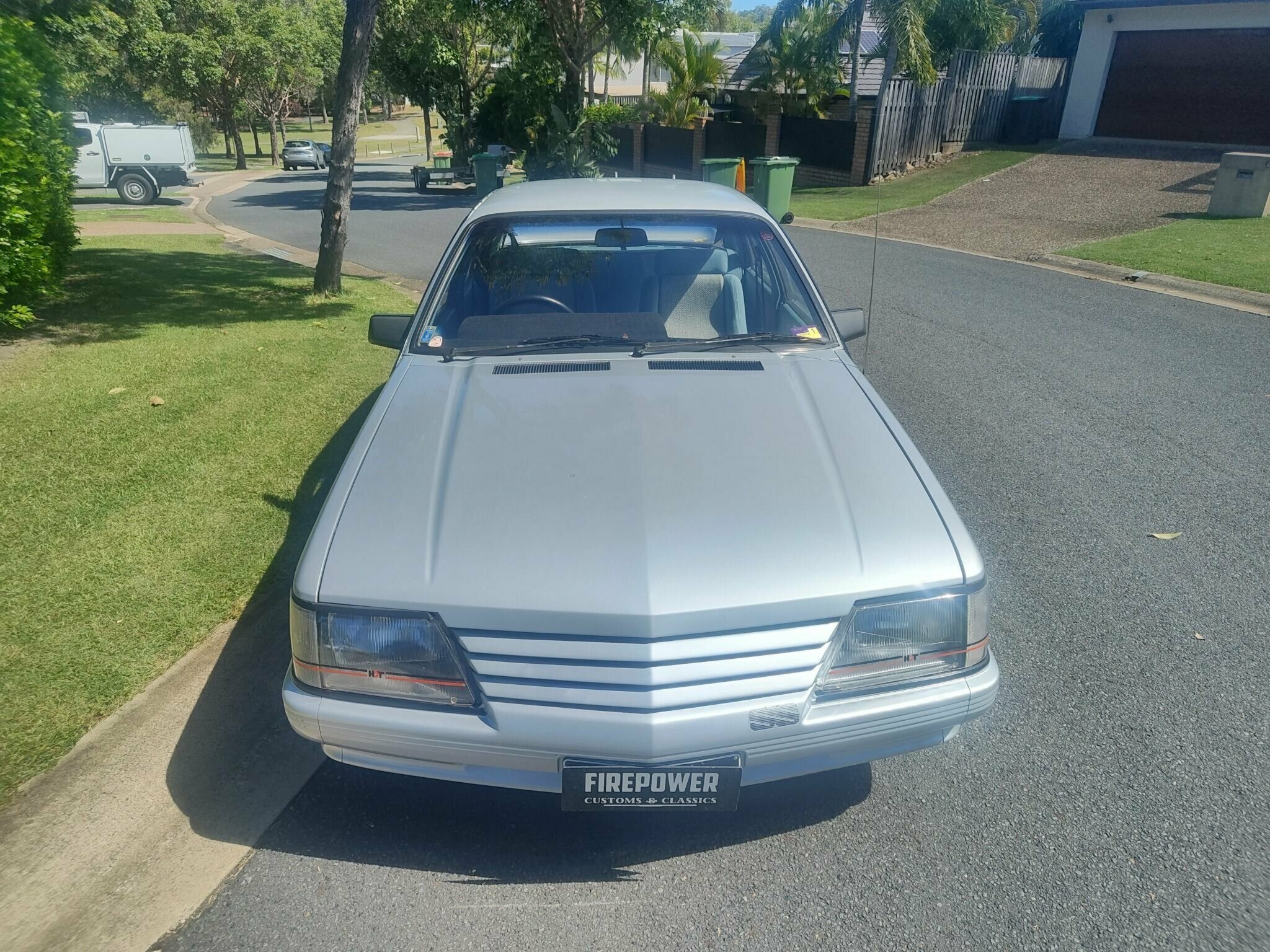 1985 HOLDEN COMMODORE VK SS MANUAL SEDAN