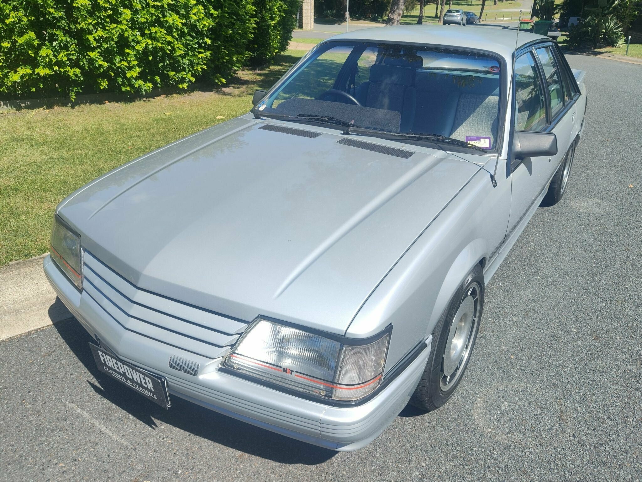 1985 HOLDEN COMMODORE VK SS MANUAL SEDAN