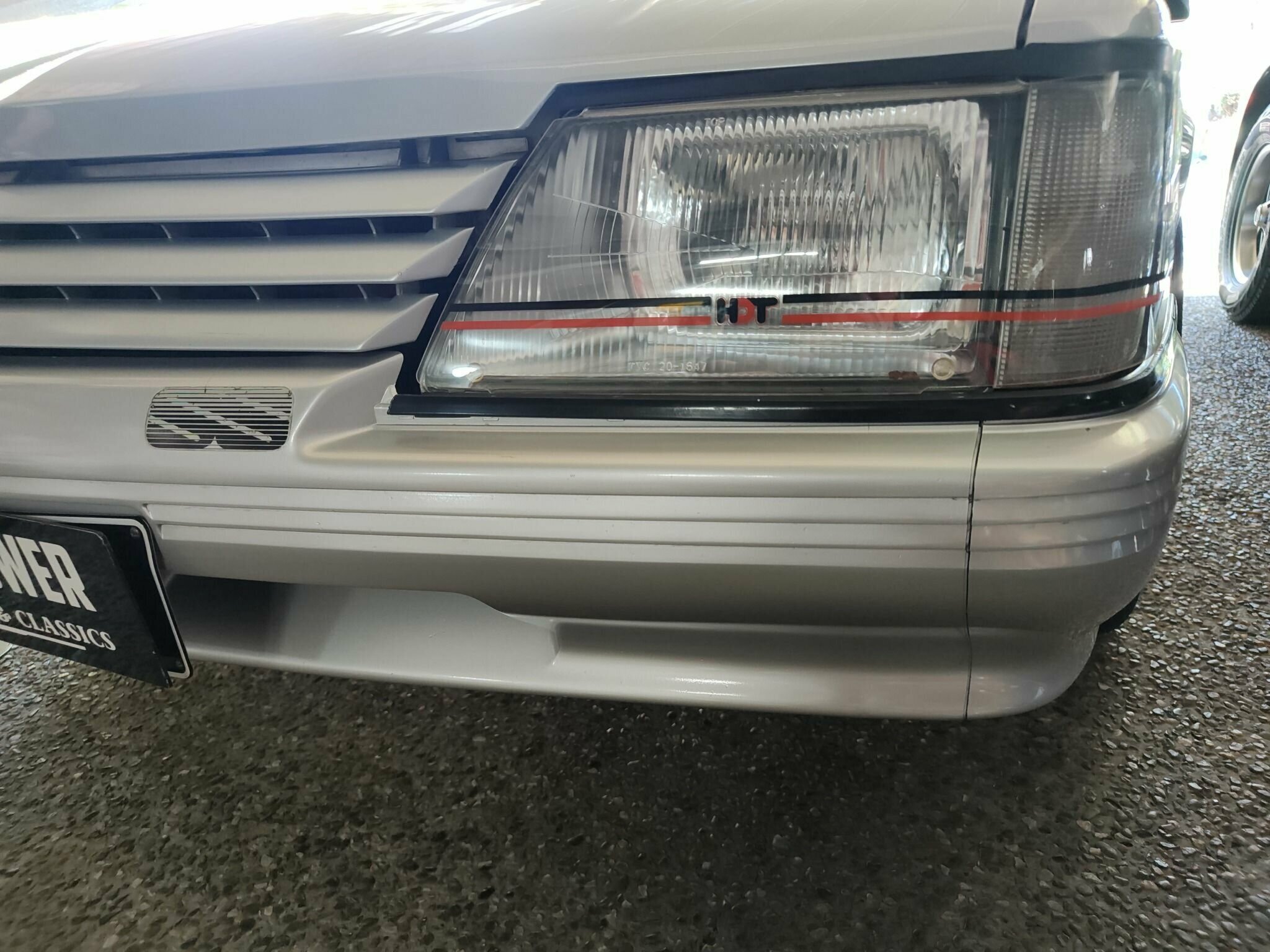 1985 HOLDEN COMMODORE VK SS MANUAL SEDAN