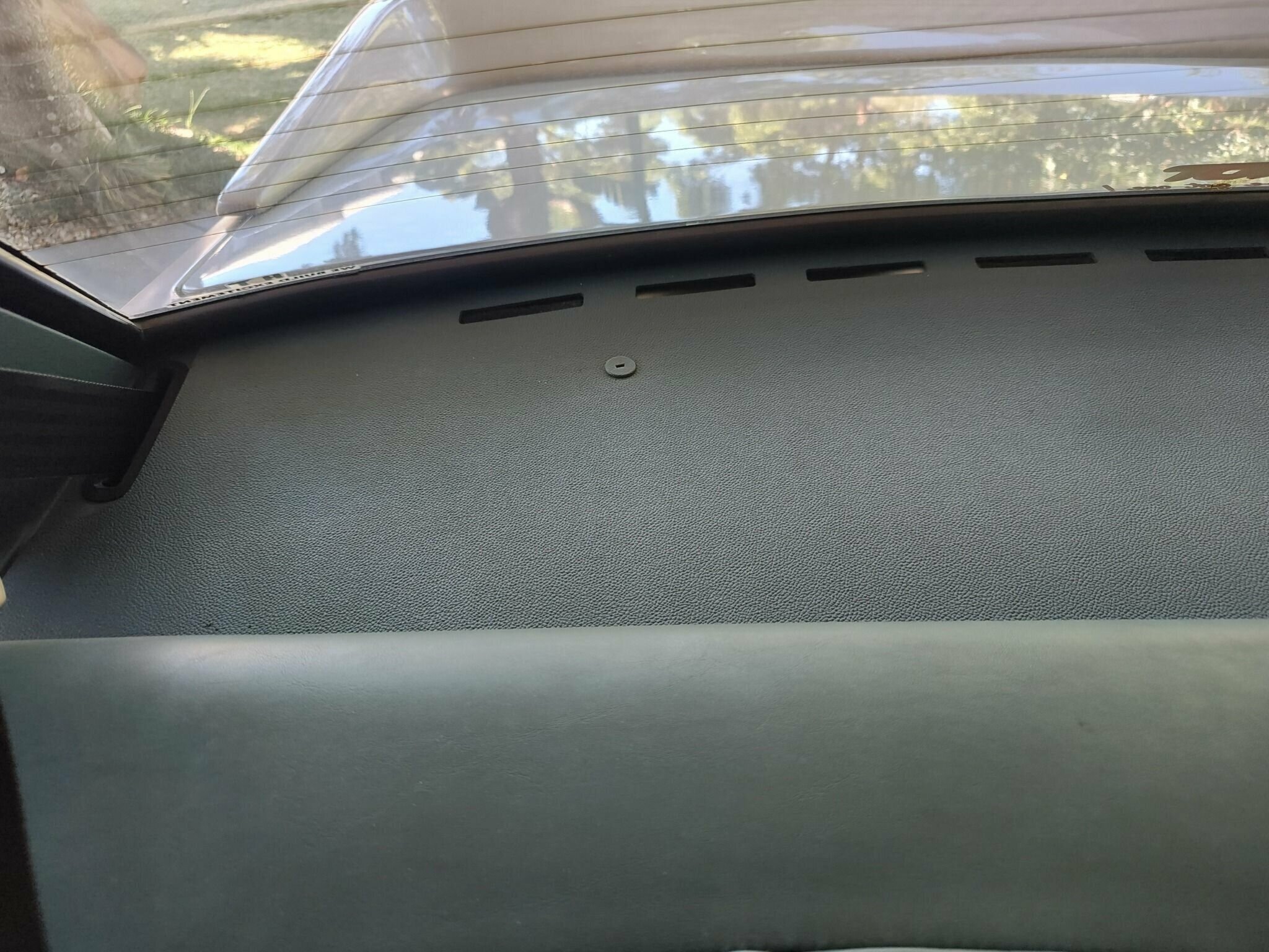 1985 HOLDEN COMMODORE VK SS MANUAL SEDAN