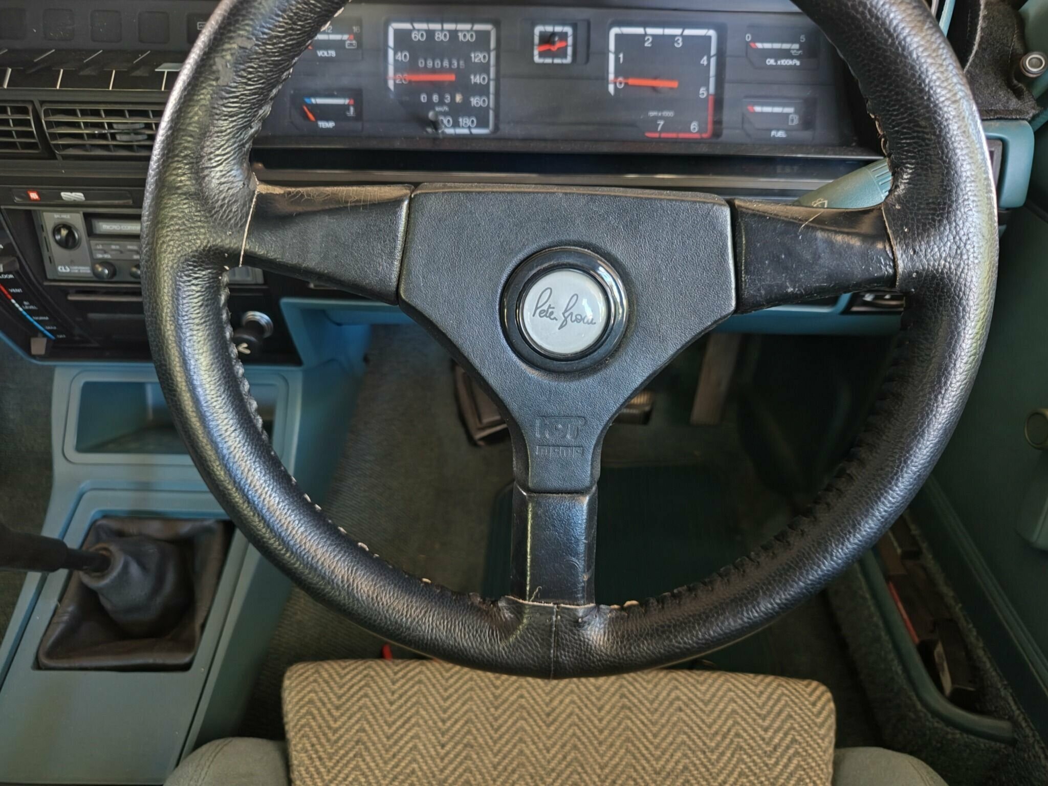 1985 HOLDEN COMMODORE VK SS MANUAL SEDAN