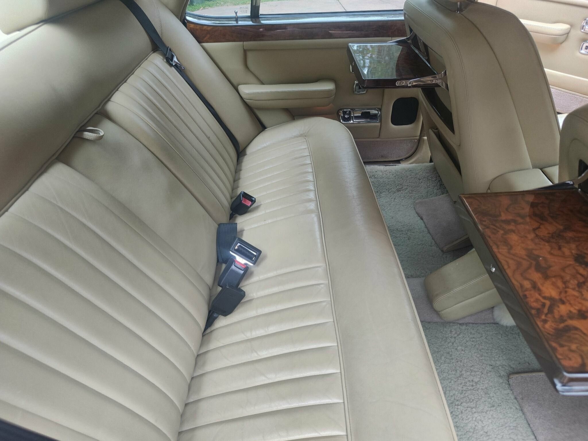 1989 ROLLS-ROYCE SILVER SPIRIT 3 SP AUTOMATIC 4D SEDAN
