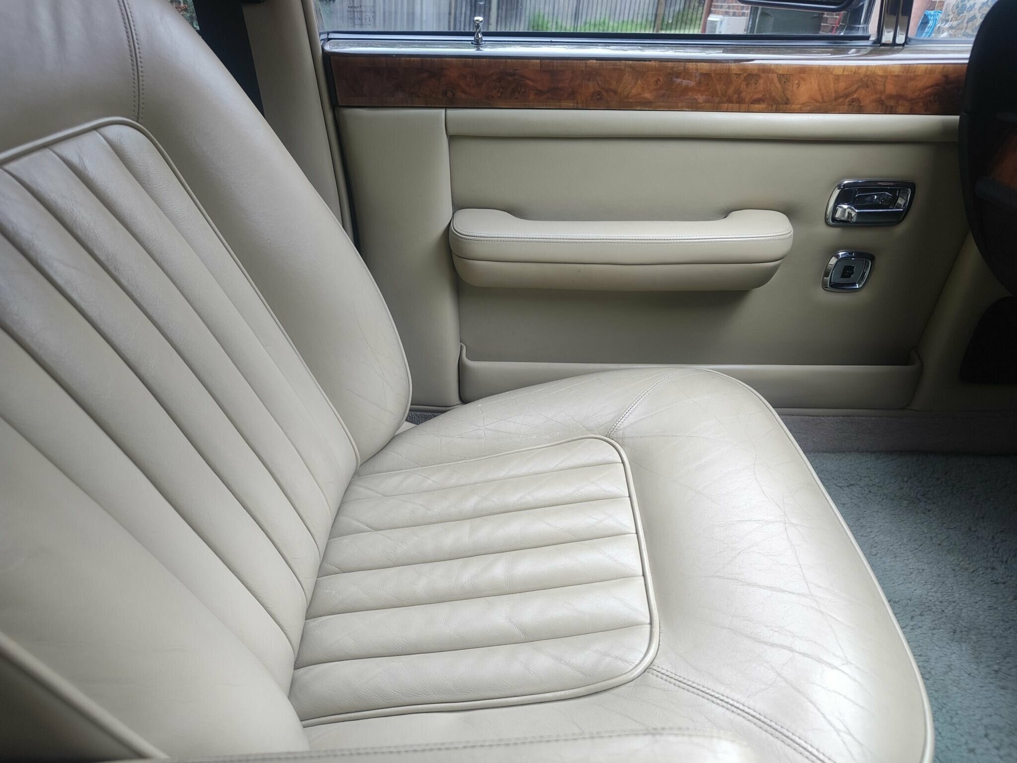 1989 ROLLS-ROYCE SILVER SPIRIT 3 SP AUTOMATIC 4D SEDAN