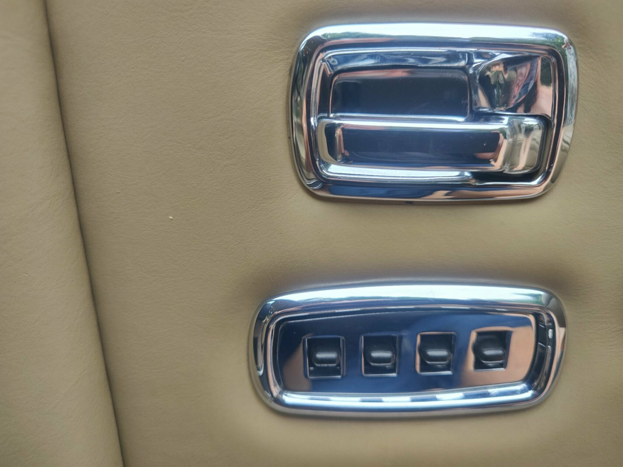 1989 ROLLS-ROYCE SILVER SPIRIT 3 SP AUTOMATIC 4D SEDAN