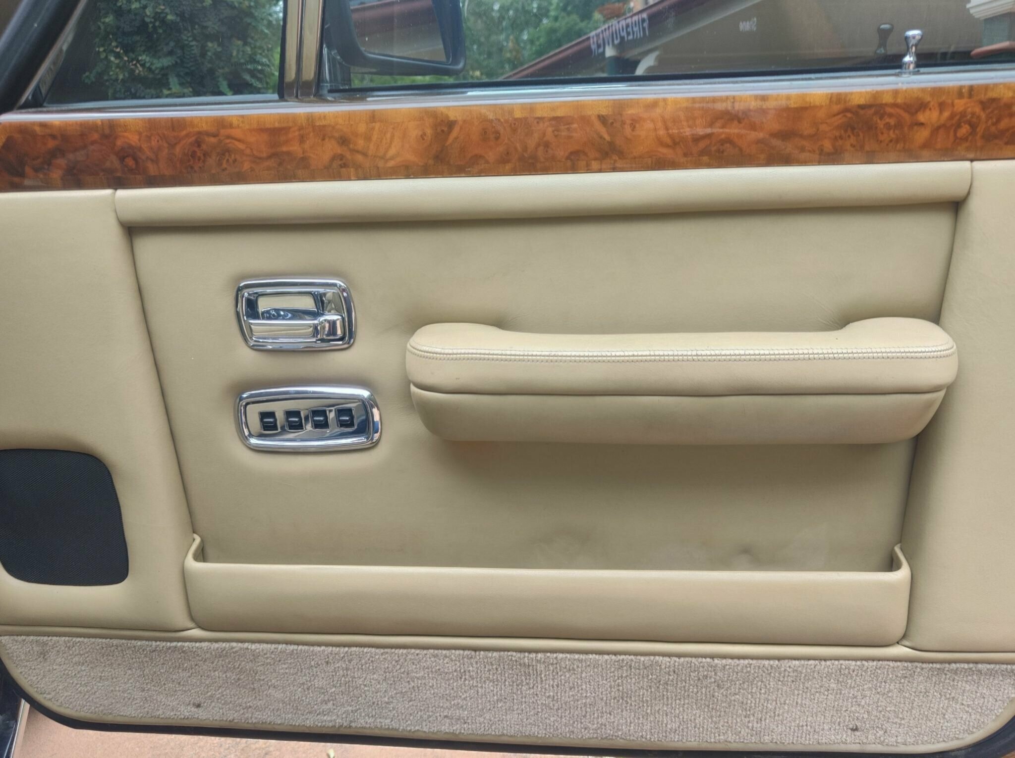 1989 ROLLS-ROYCE SILVER SPIRIT 3 SP AUTOMATIC 4D SEDAN