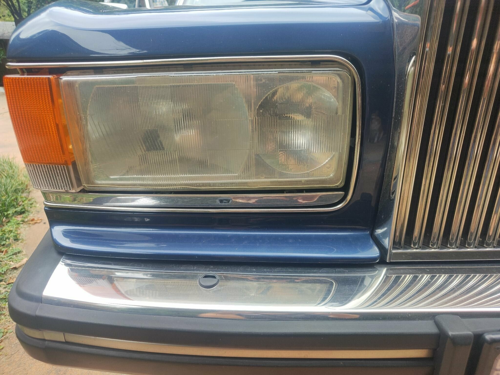 1989 ROLLS-ROYCE SILVER SPIRIT 3 SP AUTOMATIC 4D SEDAN