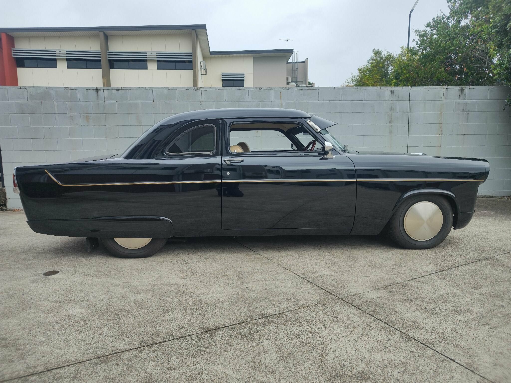 1958 FORD ZEPHYR MARK 2 AUTOMATIC COUPE