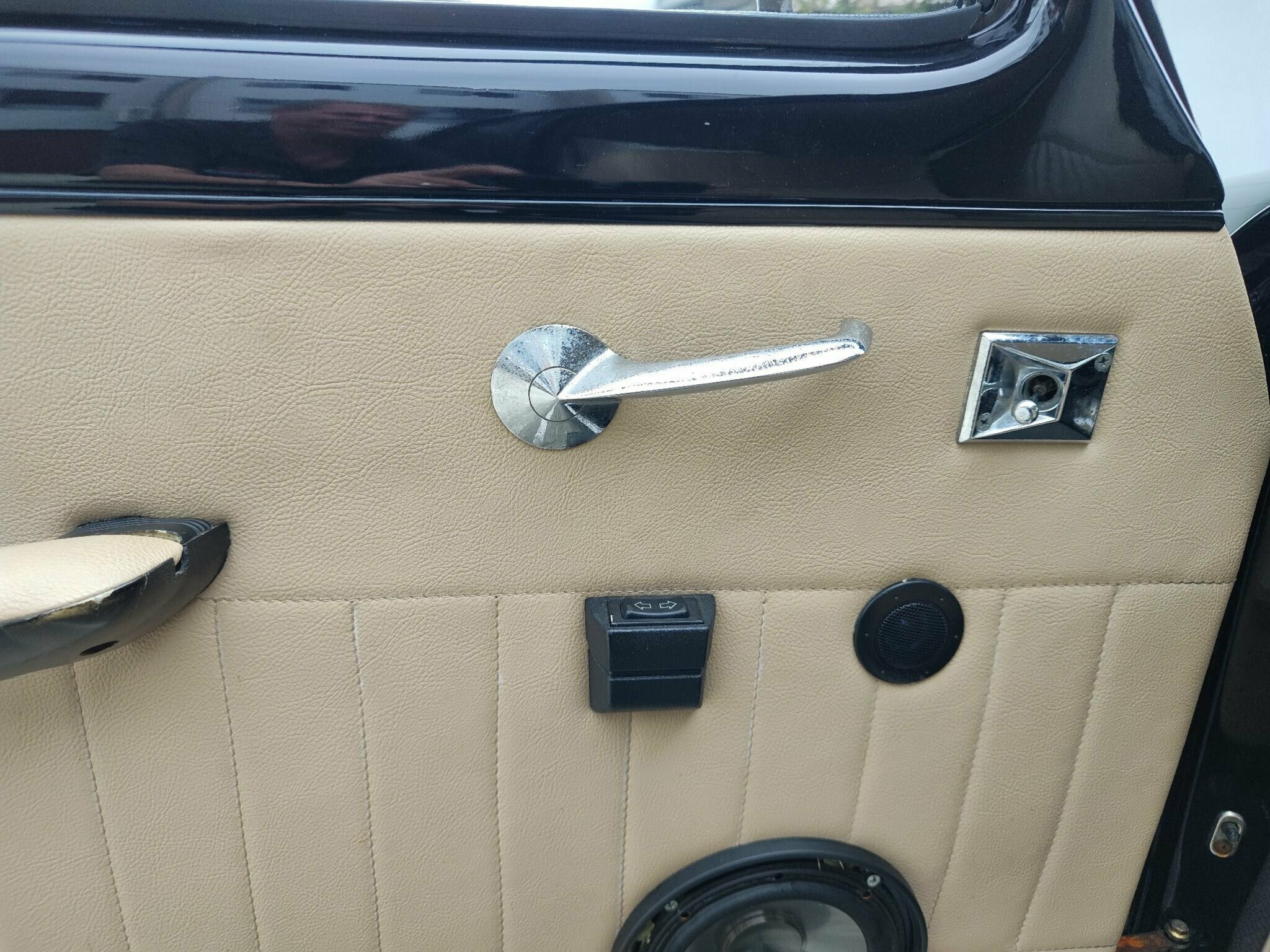 1958 FORD ZEPHYR MARK 2 AUTOMATIC COUPE