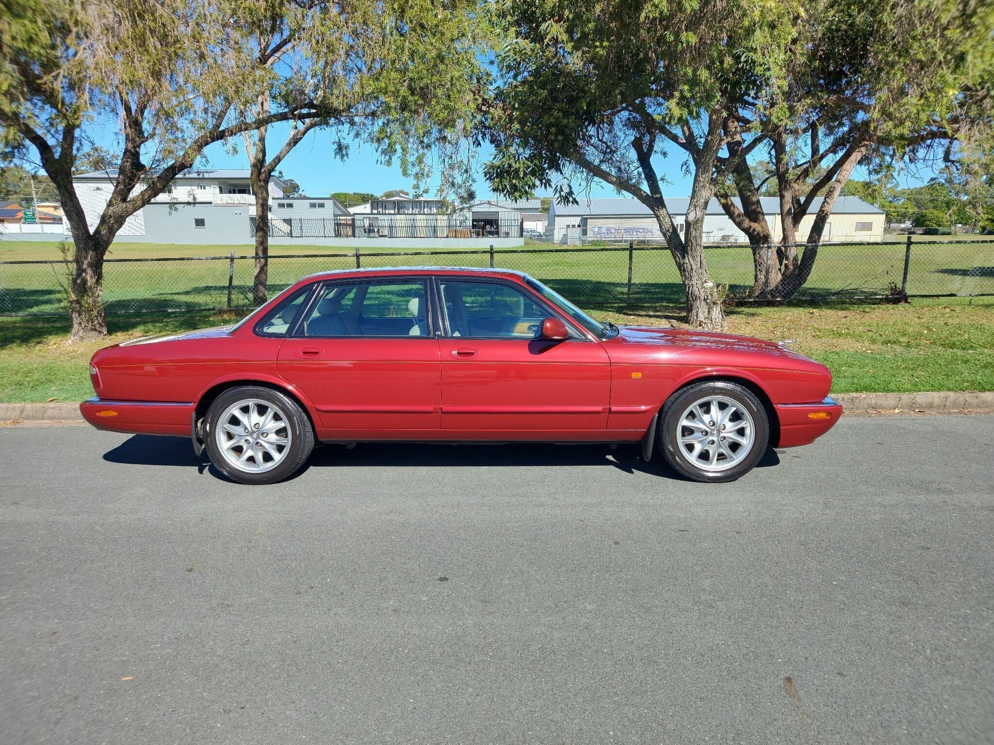 2003 JAGUAR XJ8 SPORT AUTOMATIC SEDAN
