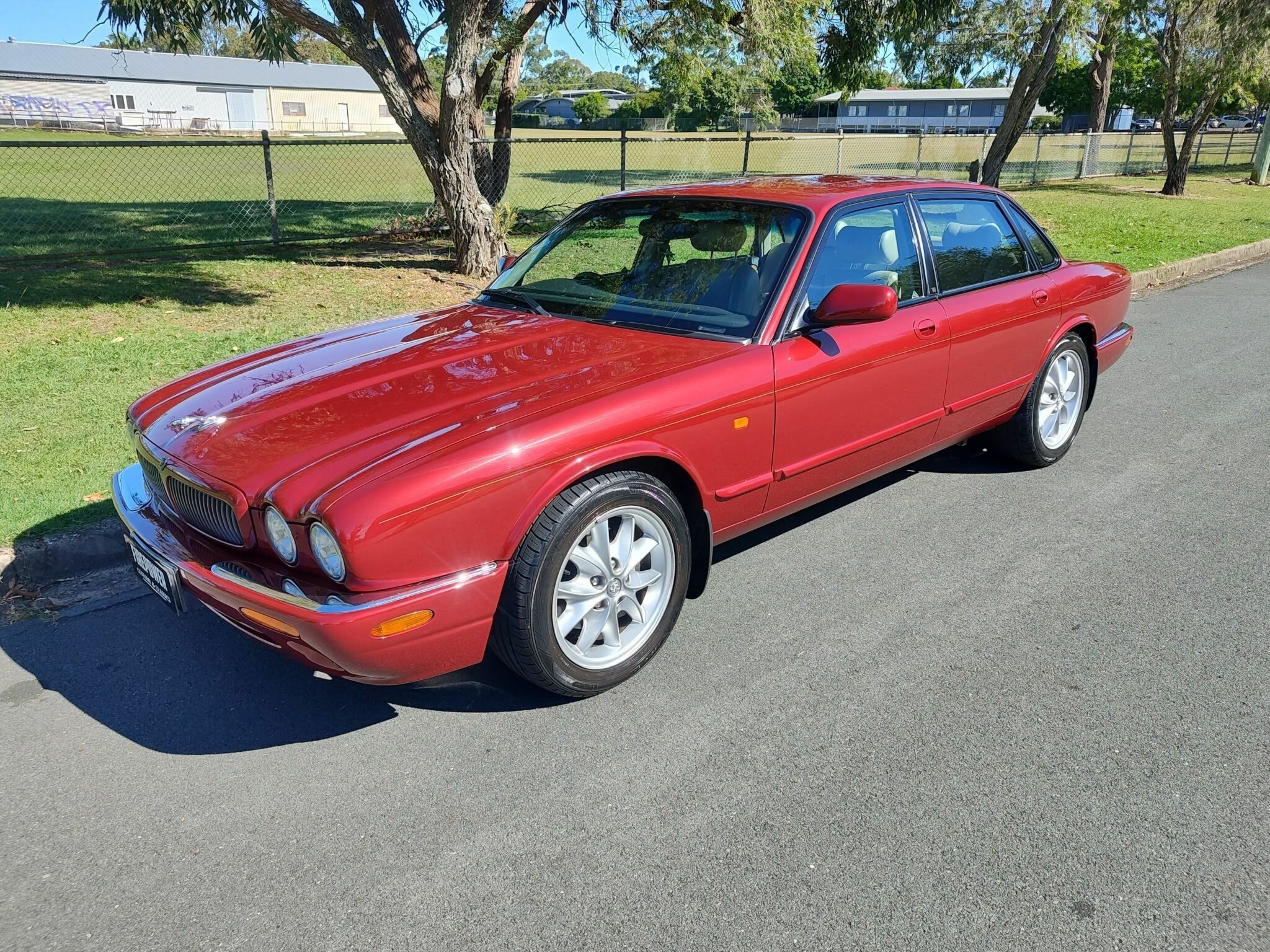 2003 JAGUAR XJ8 SPORT AUTOMATIC SEDAN