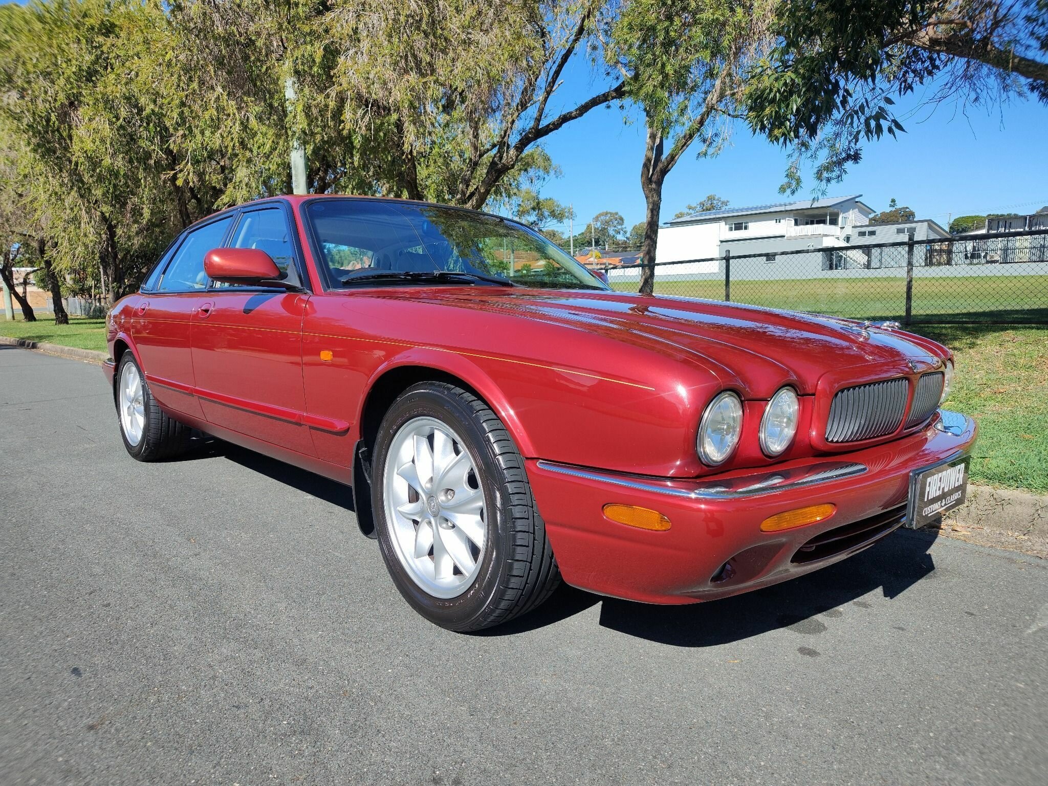 2003 JAGUAR XJ8 SPORT AUTOMATIC SEDAN