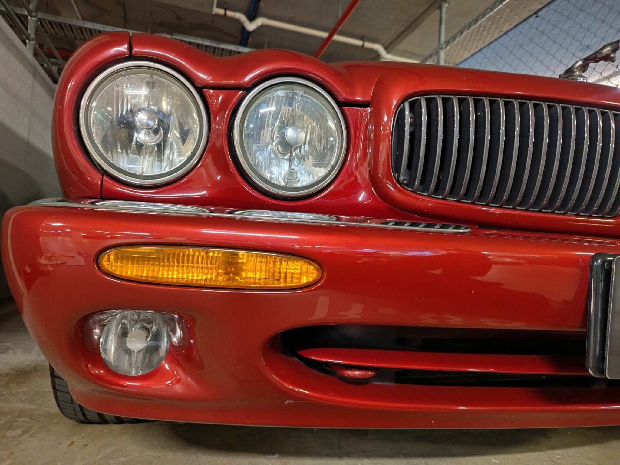 2003 JAGUAR XJ8 SPORT AUTOMATIC SEDAN