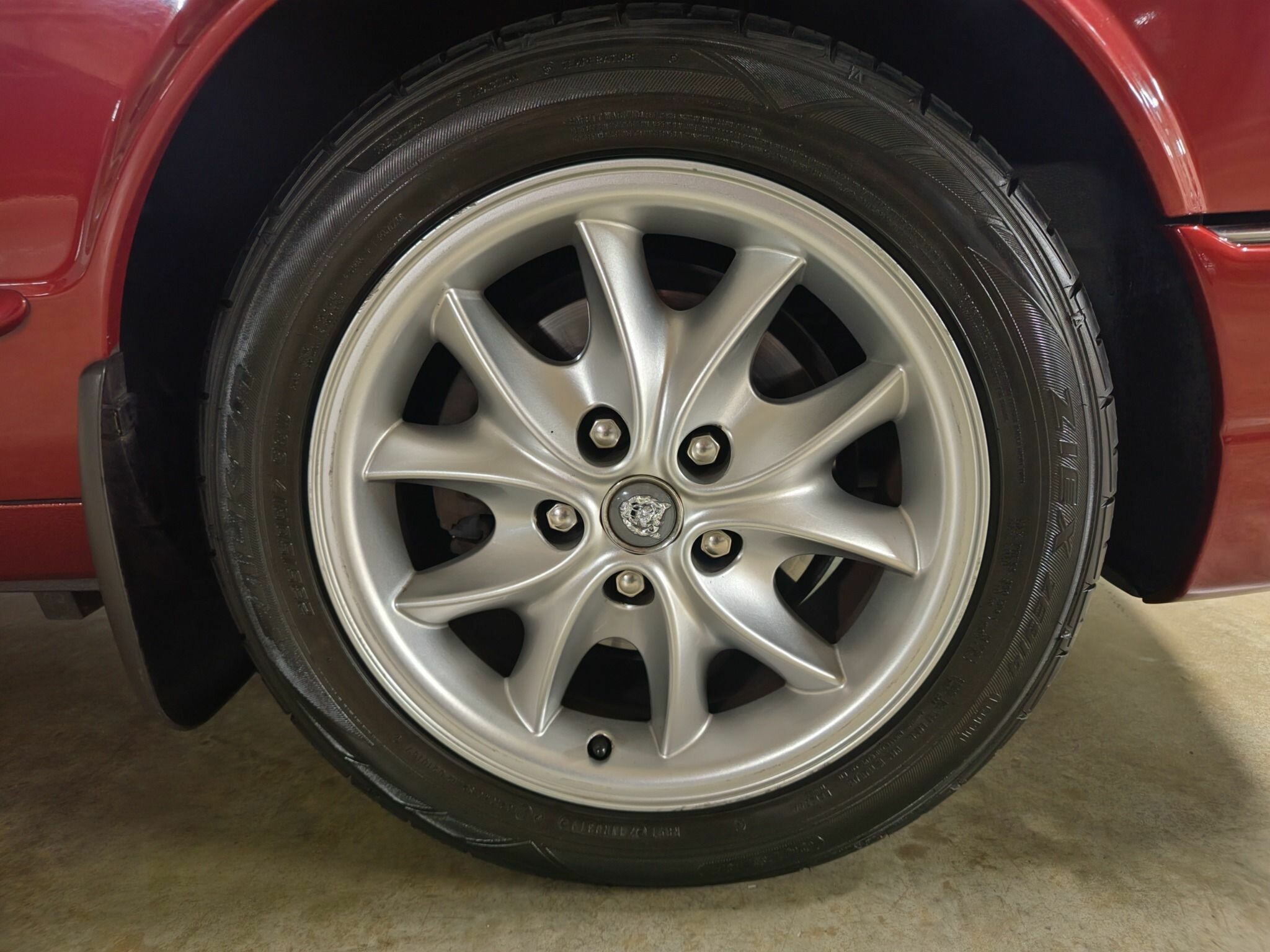 2003 JAGUAR XJ8 SPORT AUTOMATIC SEDAN