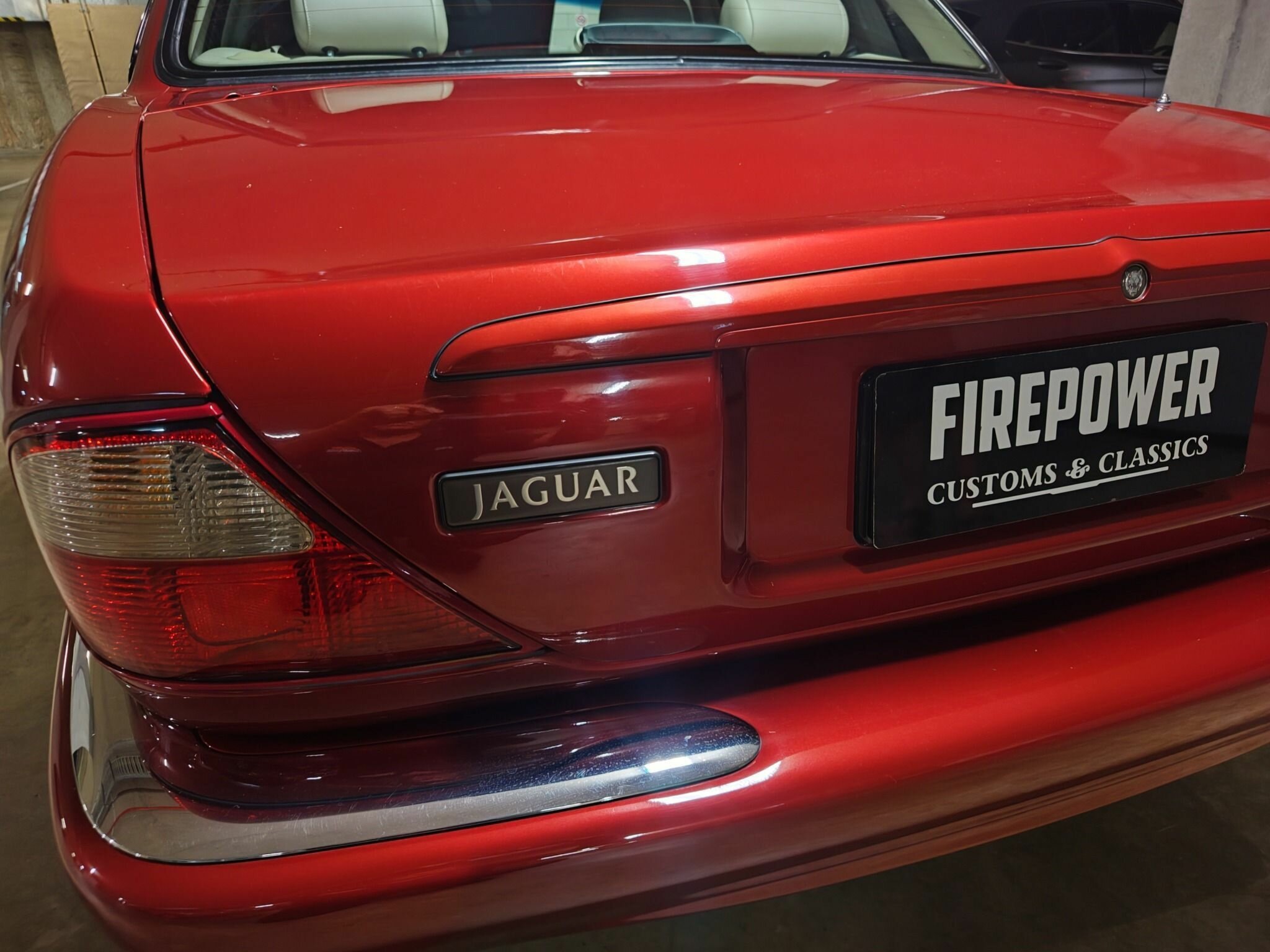 2003 JAGUAR XJ8 SPORT AUTOMATIC SEDAN