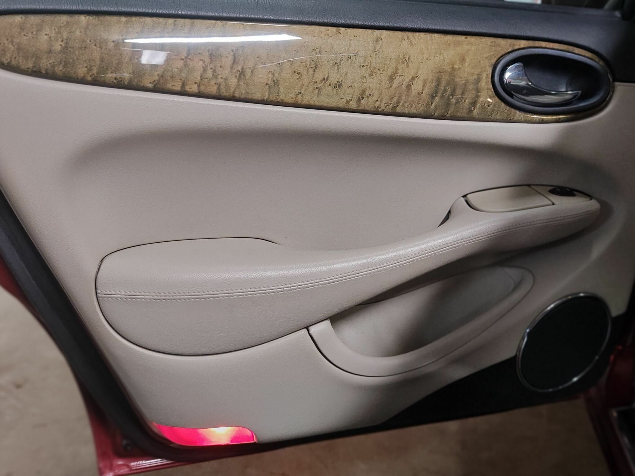 2003 JAGUAR XJ8 SPORT AUTOMATIC SEDAN