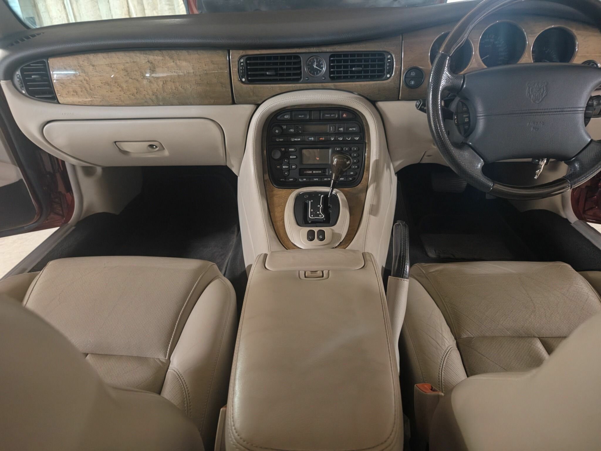 2003 JAGUAR XJ8 SPORT AUTOMATIC SEDAN