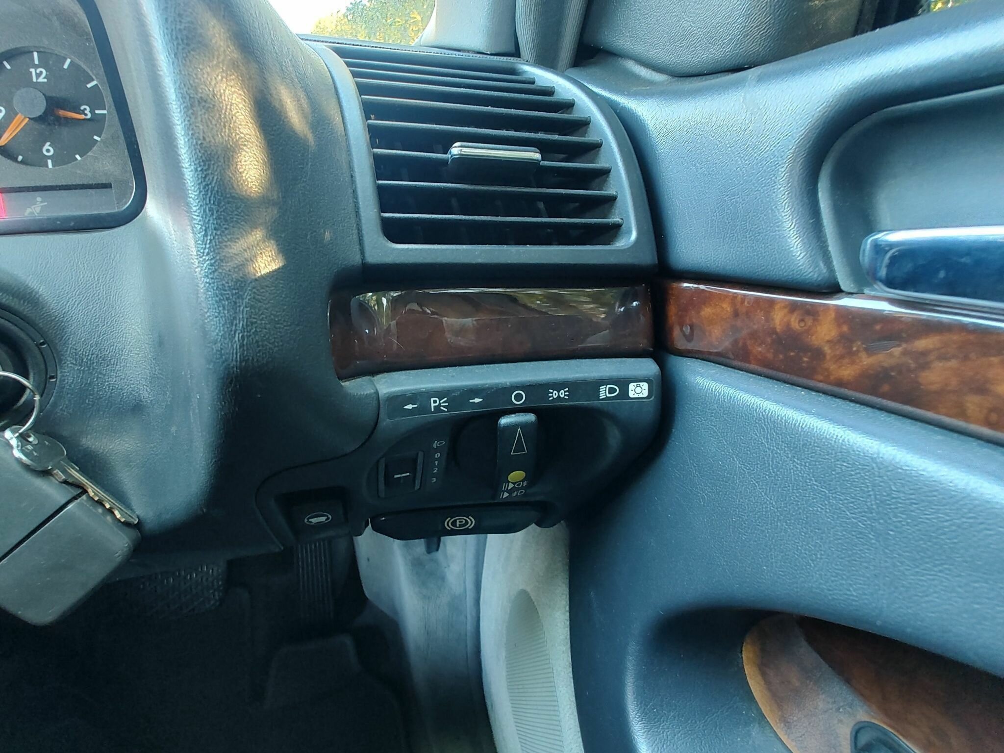 1993 MERCEDES-BENZ S320 W140 4 SP AUTOMATIC 4D SEDAN
