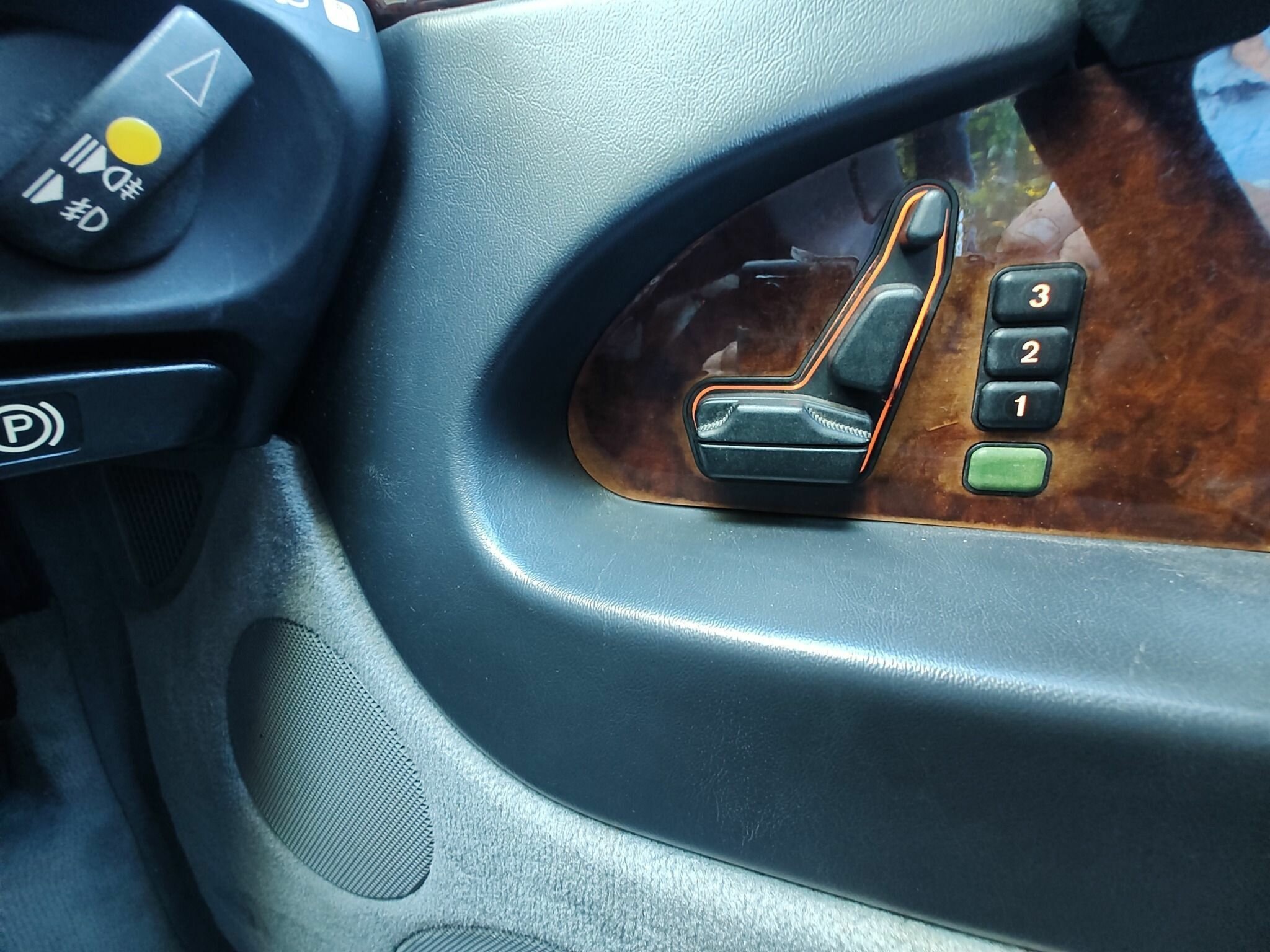 1993 MERCEDES-BENZ S320 W140 4 SP AUTOMATIC 4D SEDAN