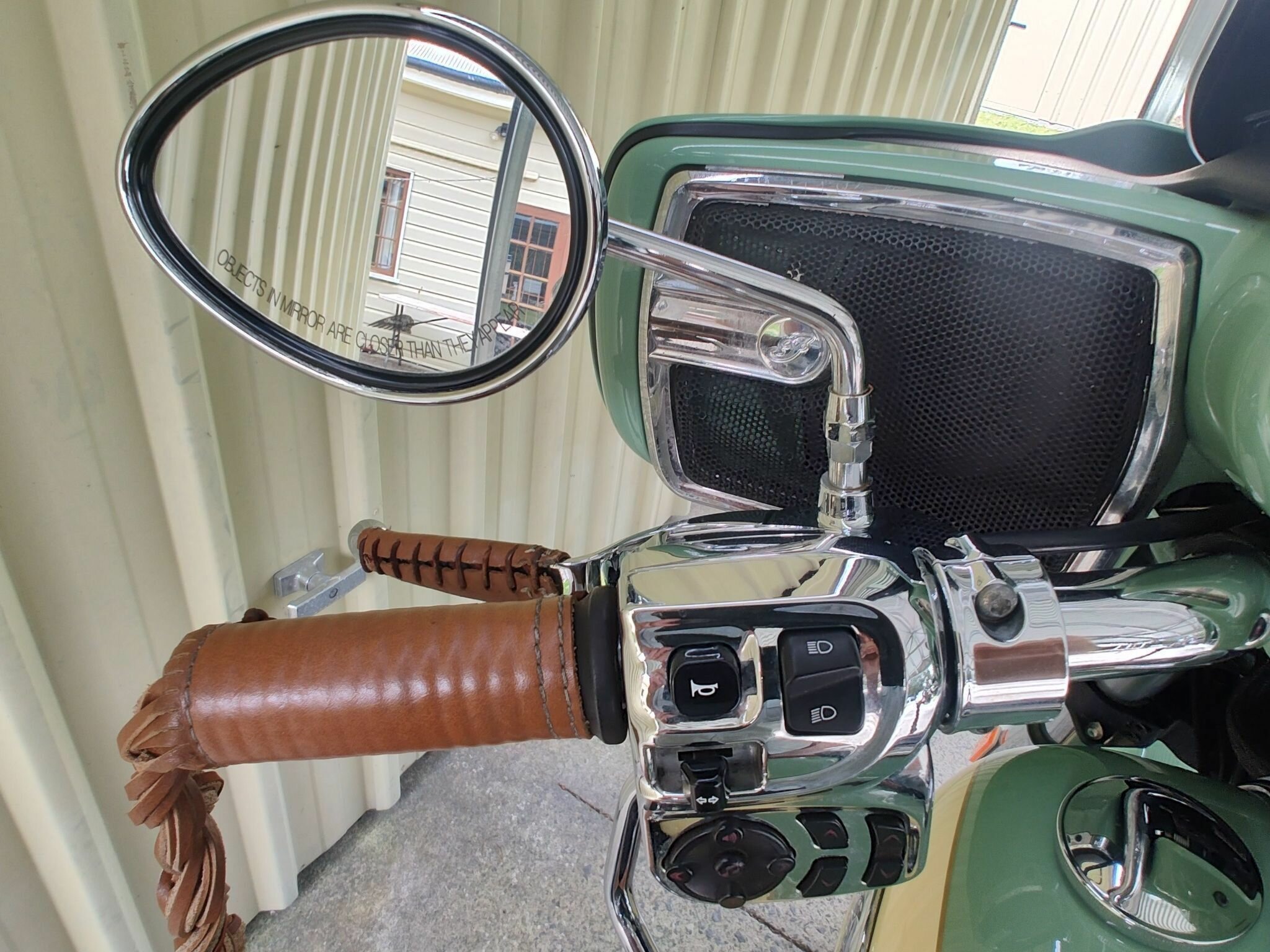 2017 INDIAN ROADMASTER W/GRN OVER IVY CRM CRUISER