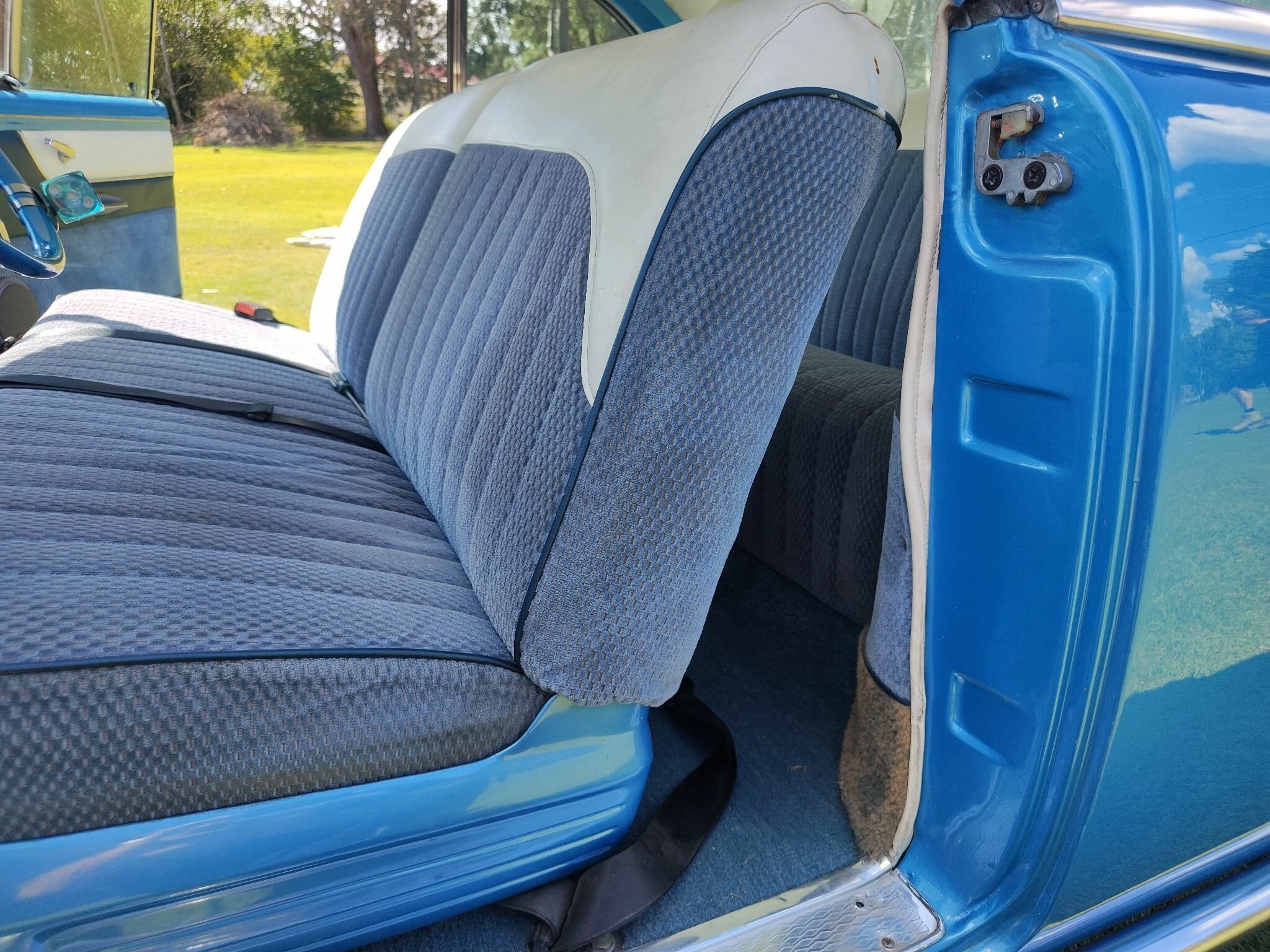 1953 FORD VICTORIA COUPE