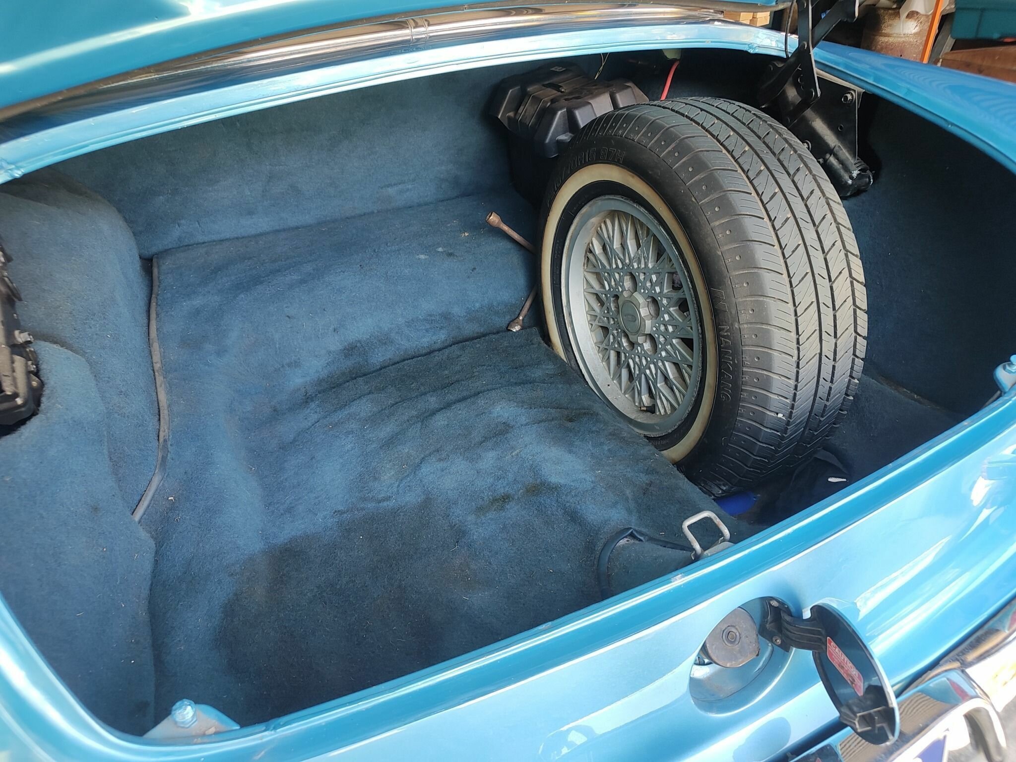 1953 FORD VICTORIA COUPE