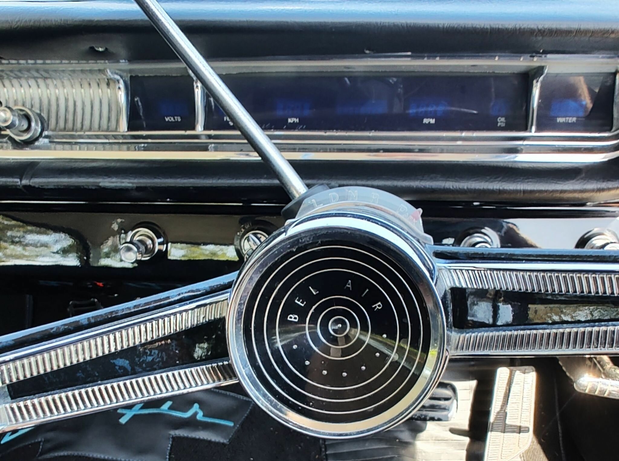 1962 CHEVROLET BEL AIR 2 SP AUTOMATIC 4D SEDAN