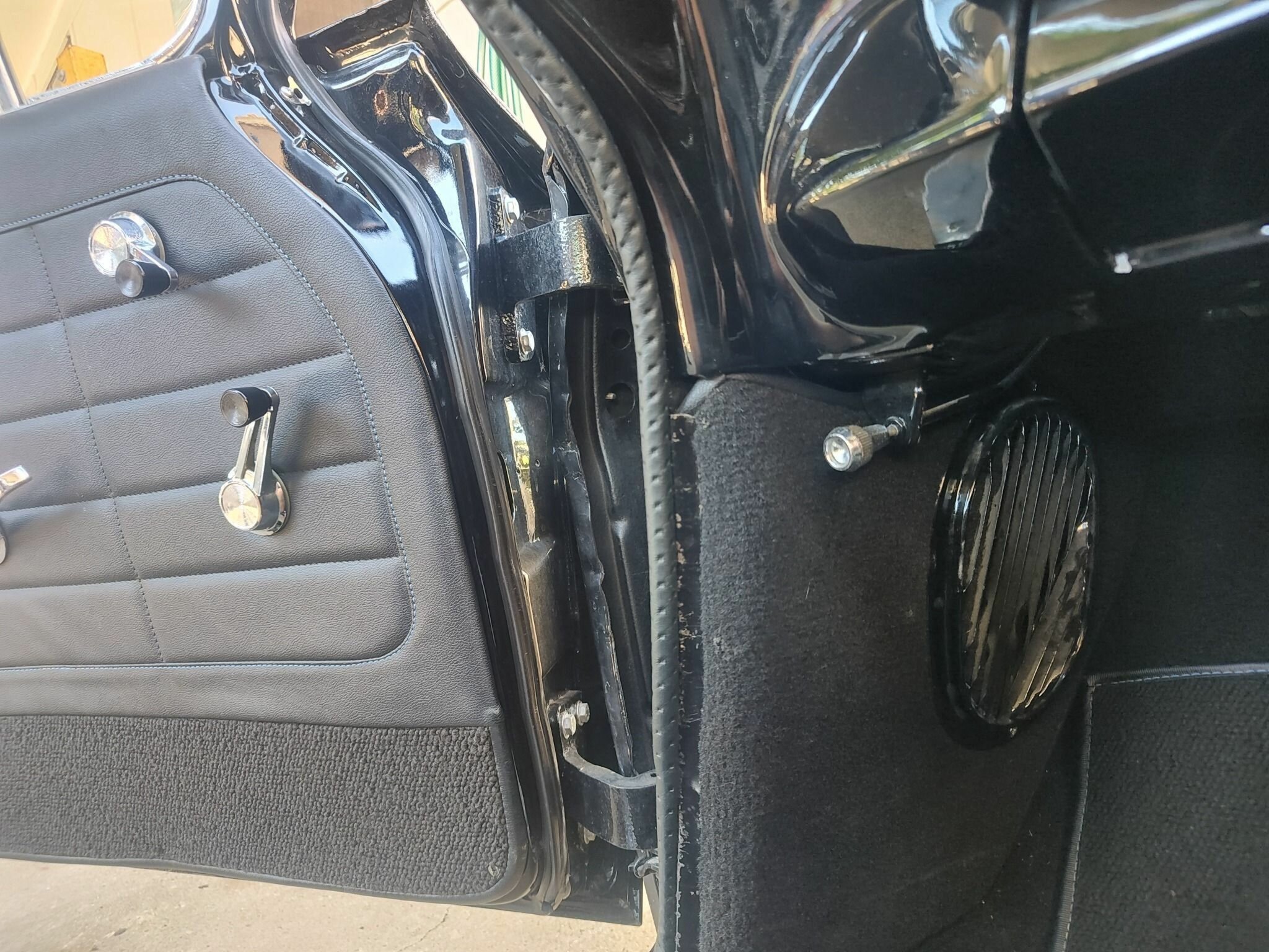 1962 CHEVROLET BEL AIR 2 SP AUTOMATIC 4D SEDAN